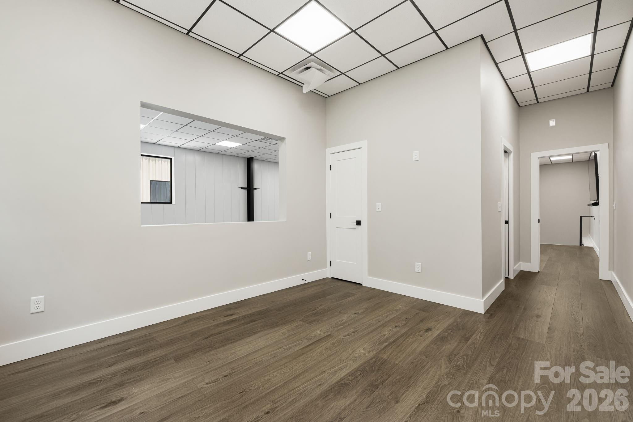 main property photo 27