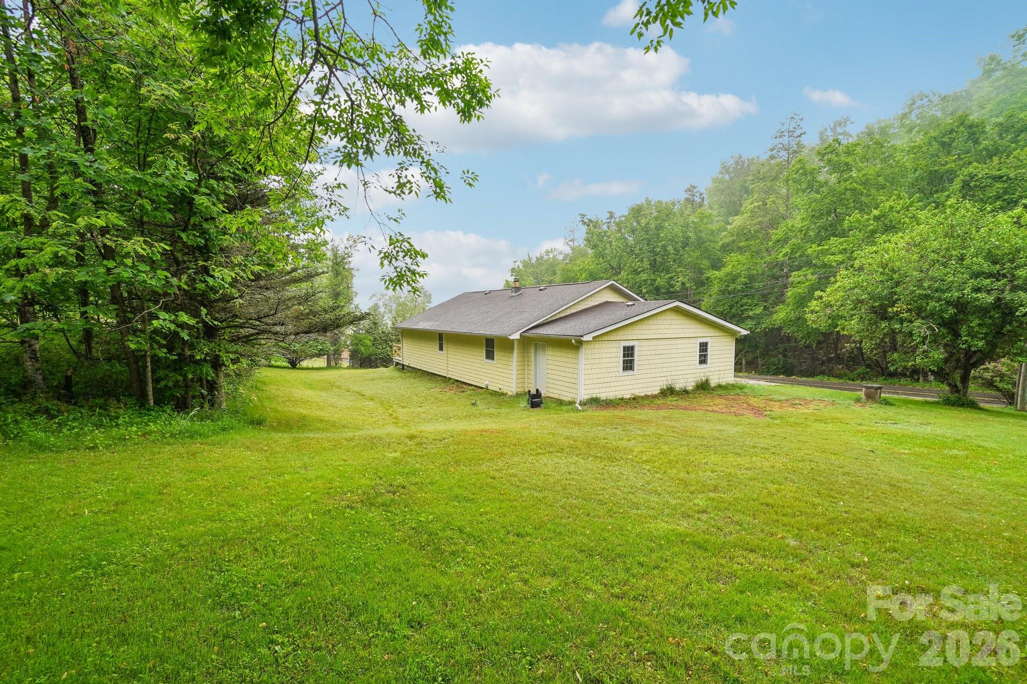 main property photo 34