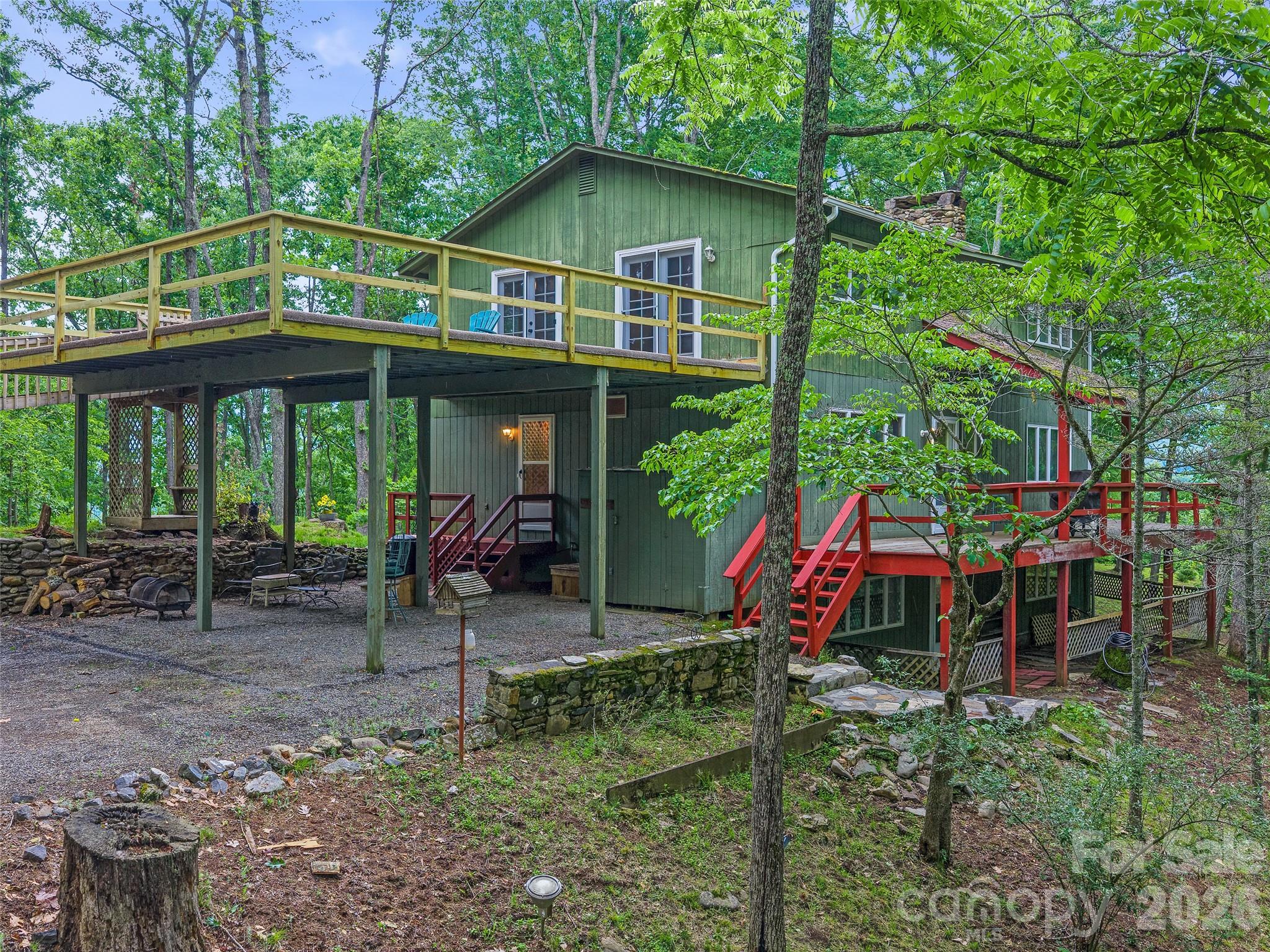 main property photo 30