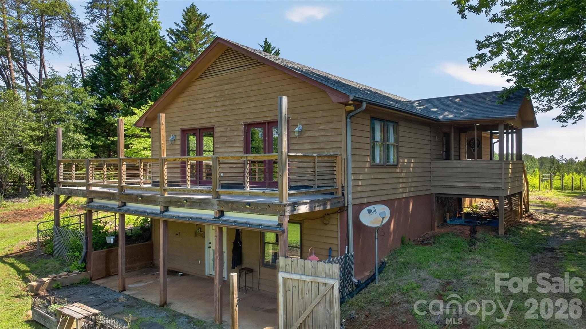 main property photo 42