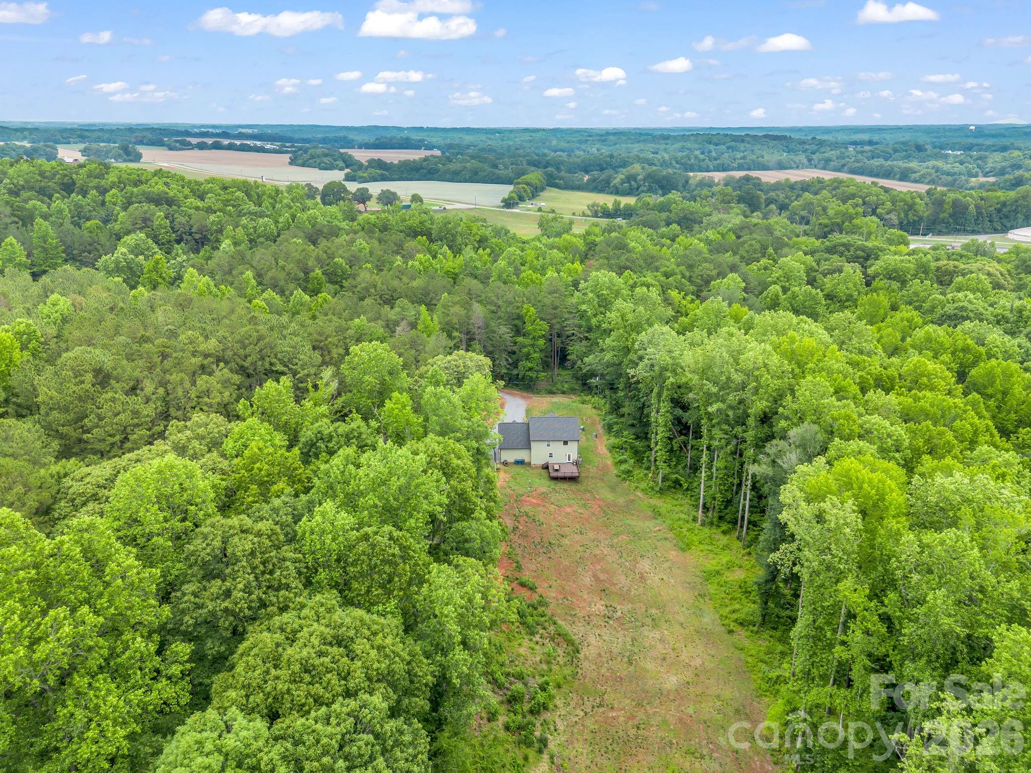 main property photo 39