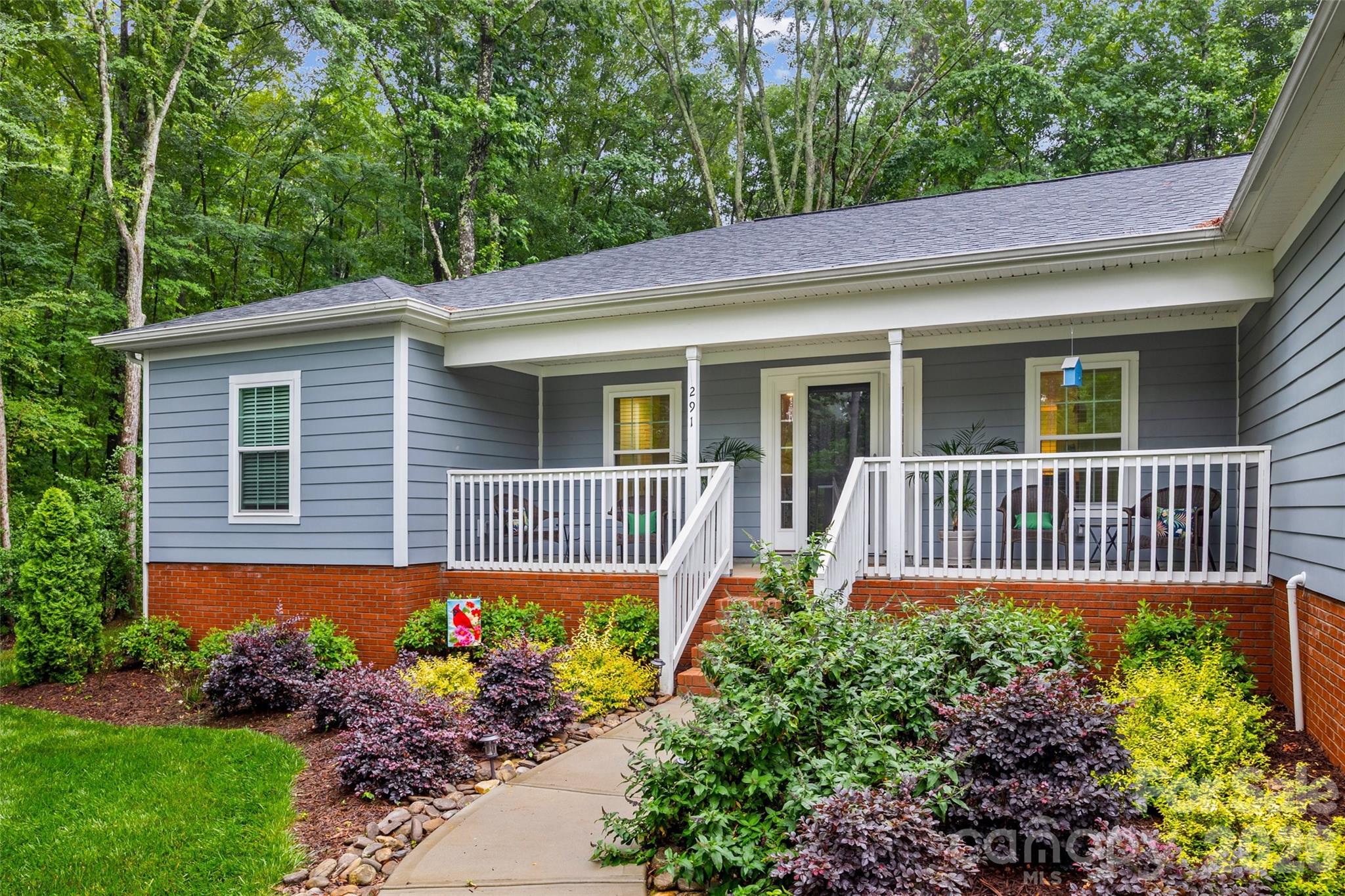 main property photo 2