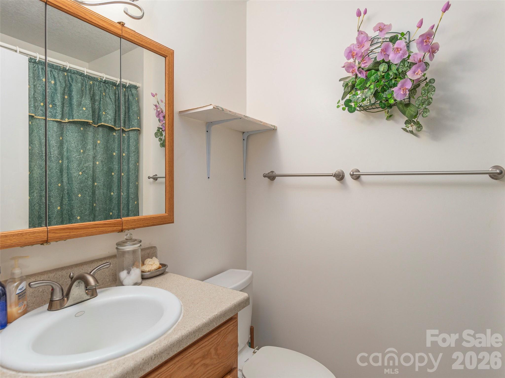 main property photo 16