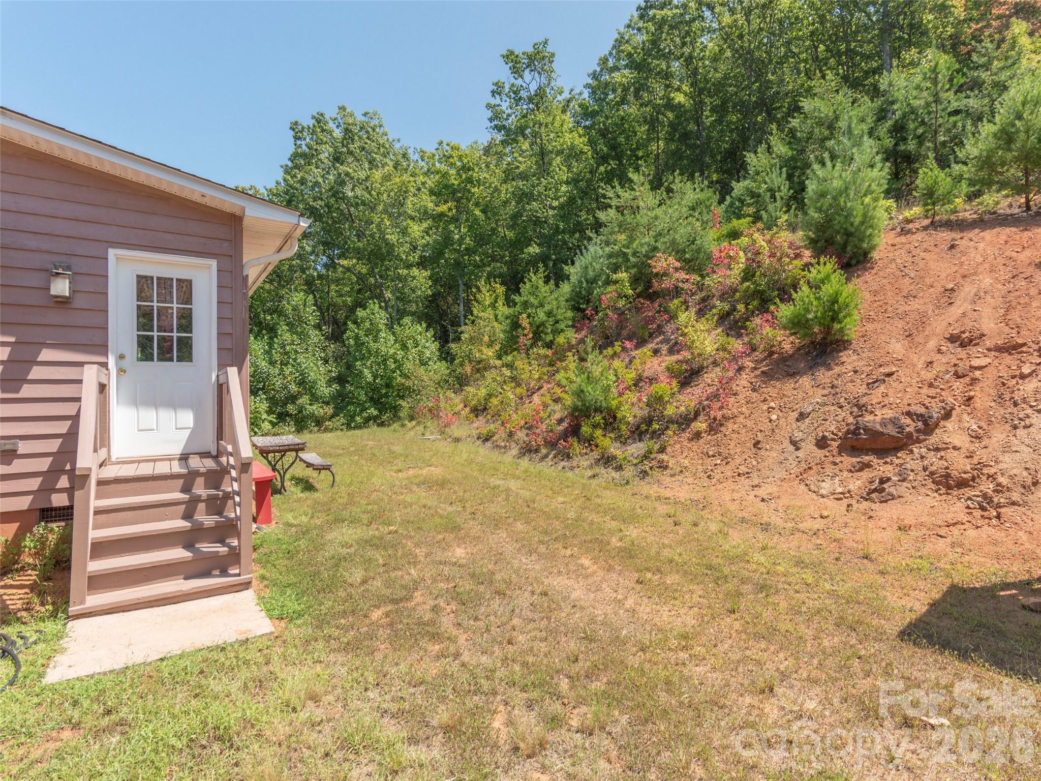 main property photo 30