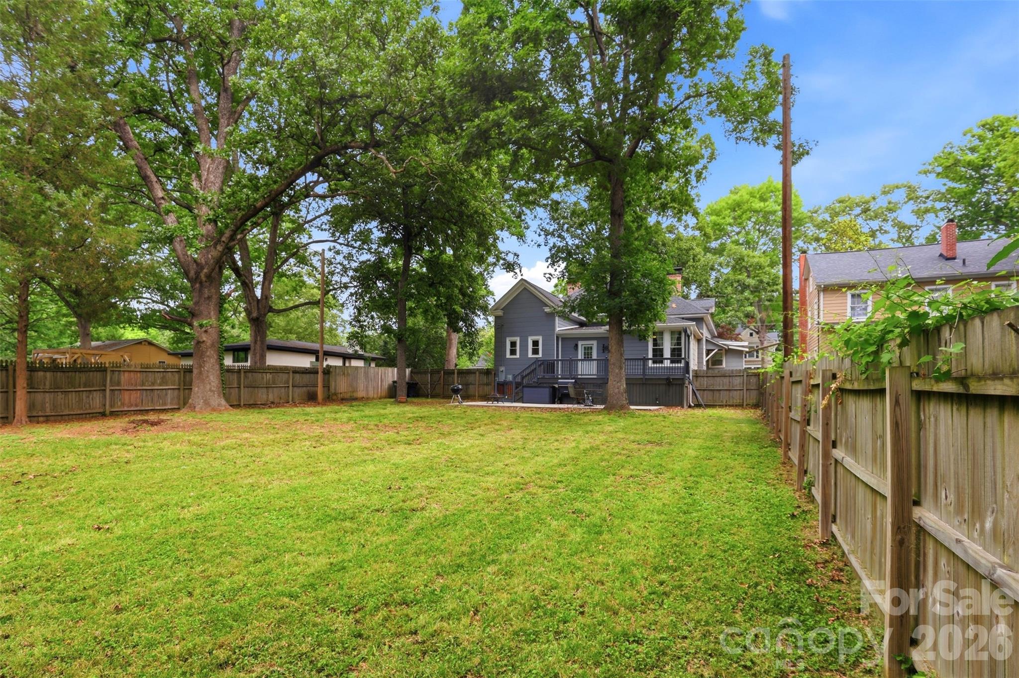 main property photo 41