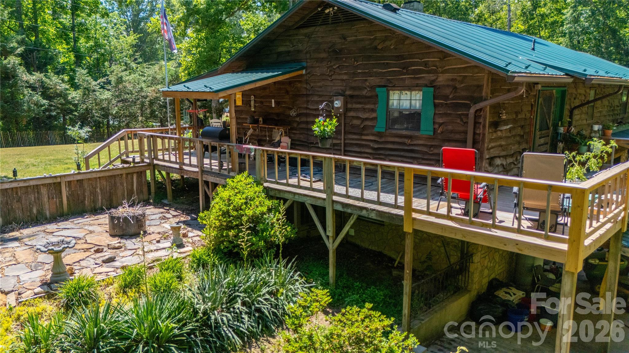 main property photo 7
