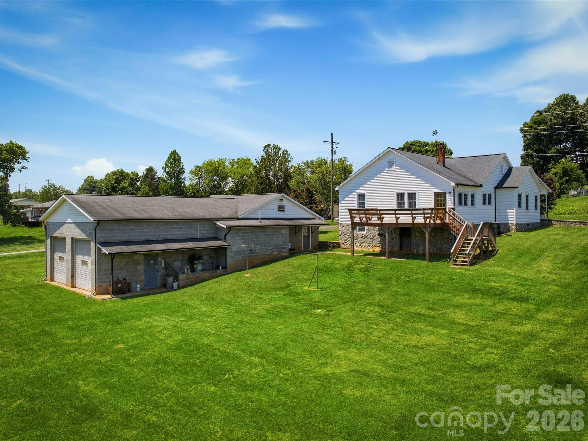 main property photo 4