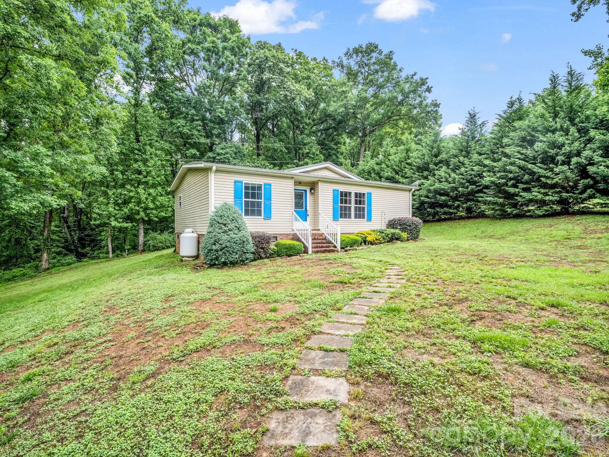 main property photo 2