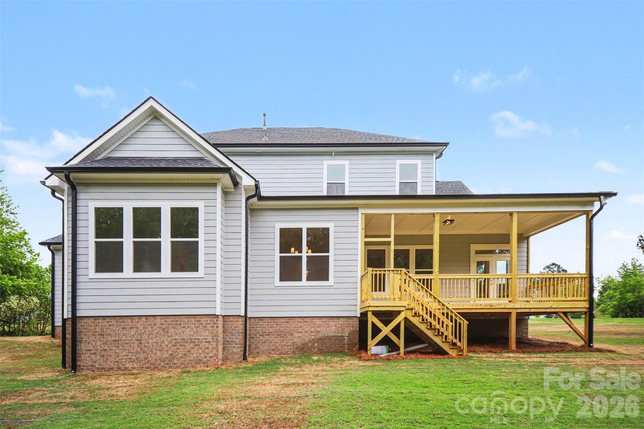 main property photo 36