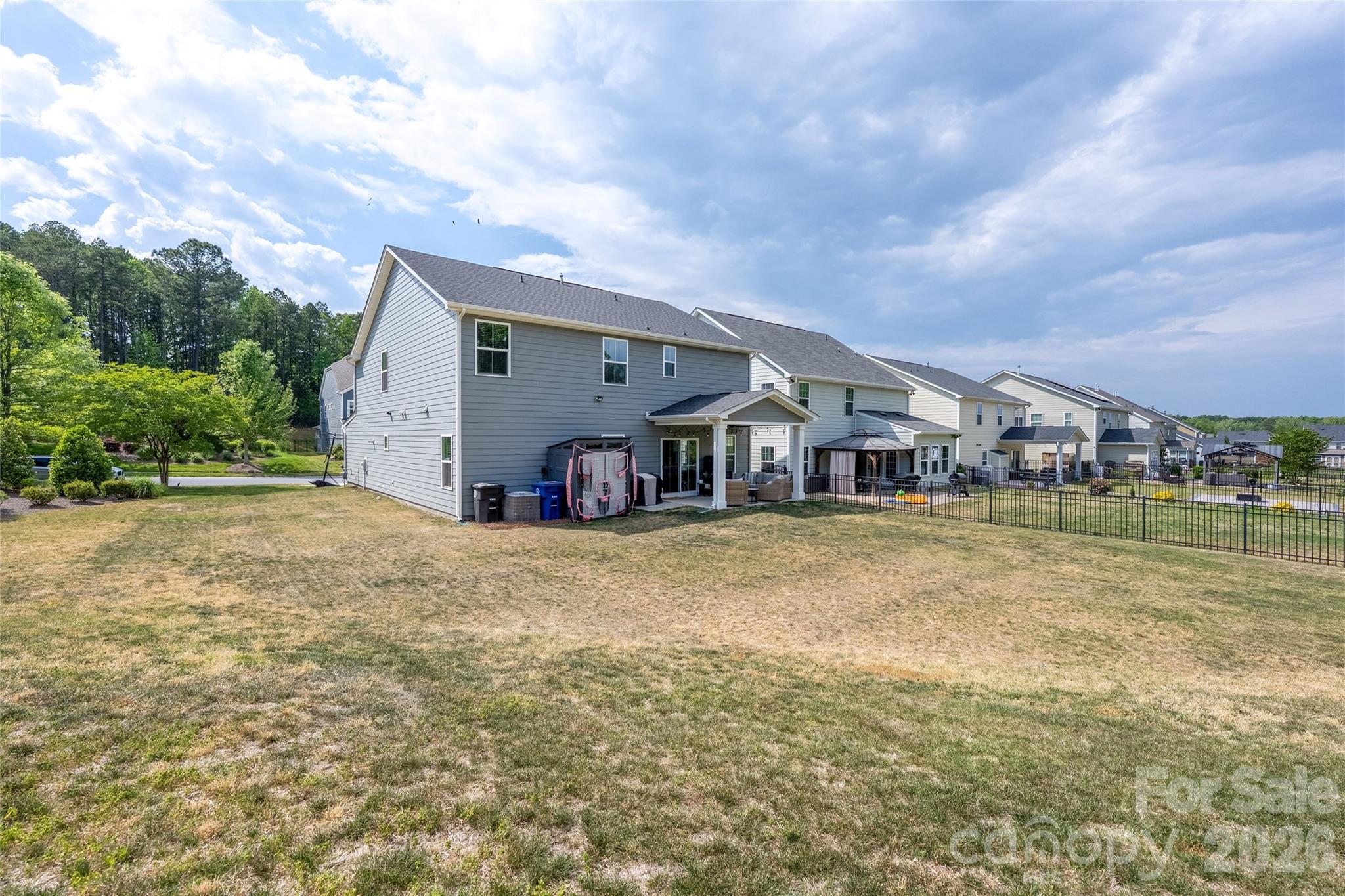 main property photo 38