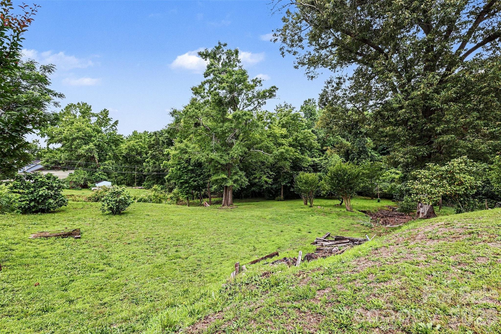 main property photo 47