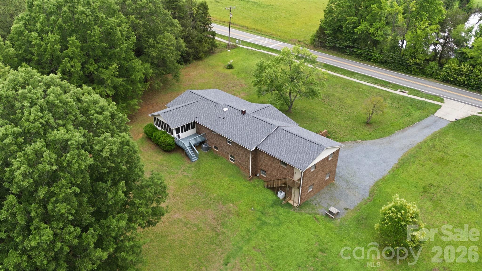 main property photo 43