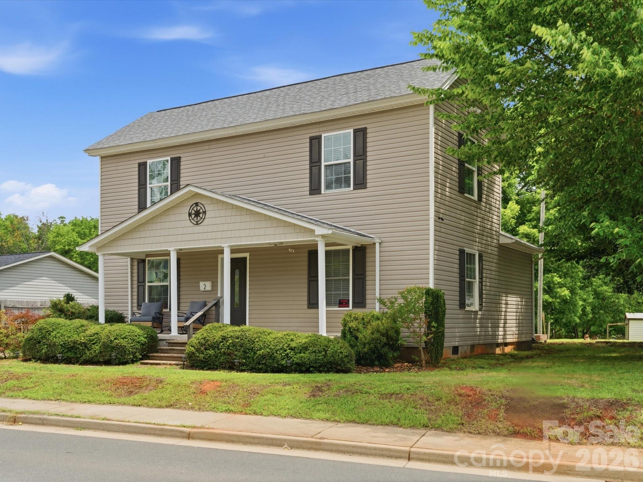 main property photo 2