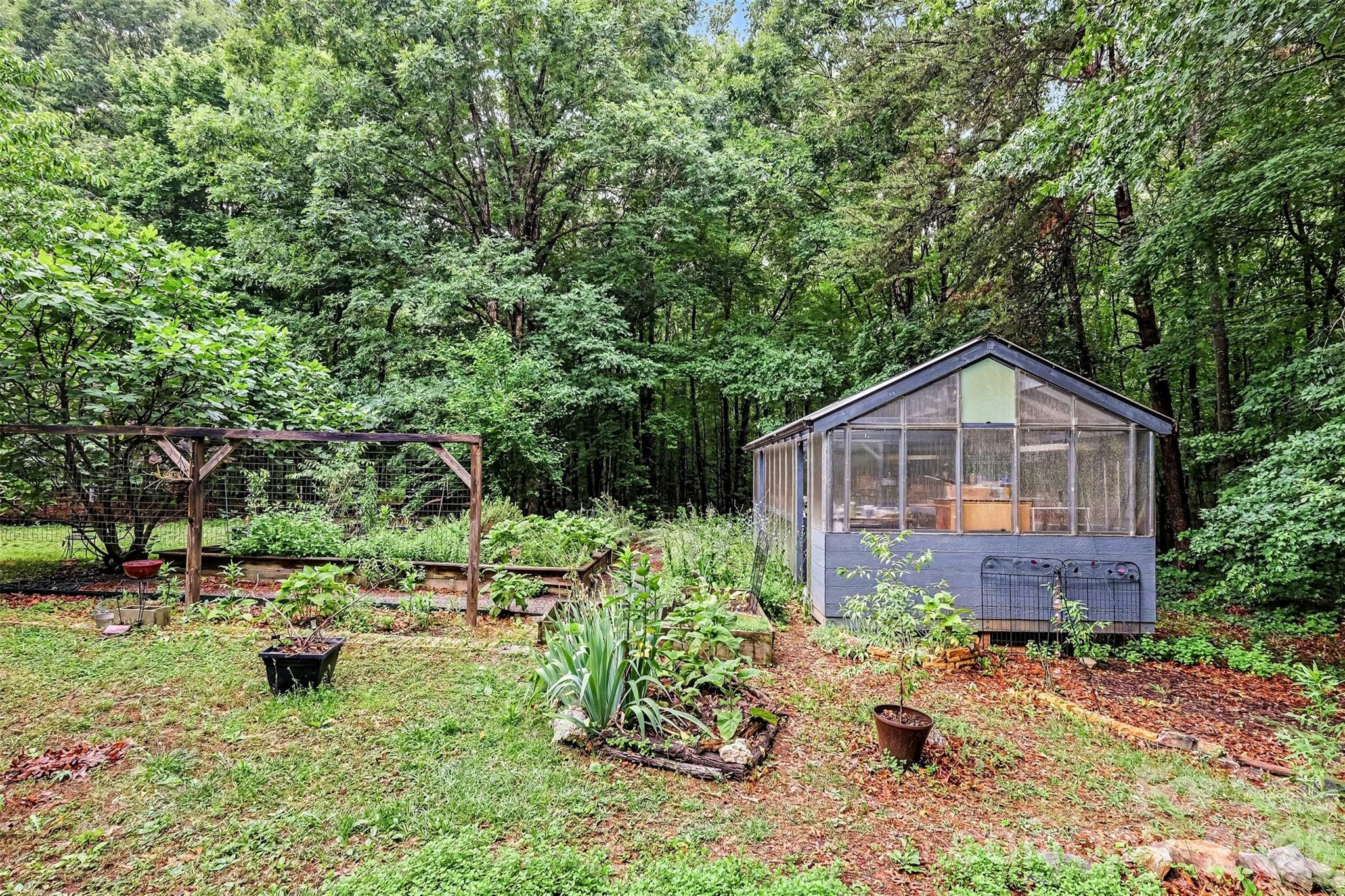 main property photo 33