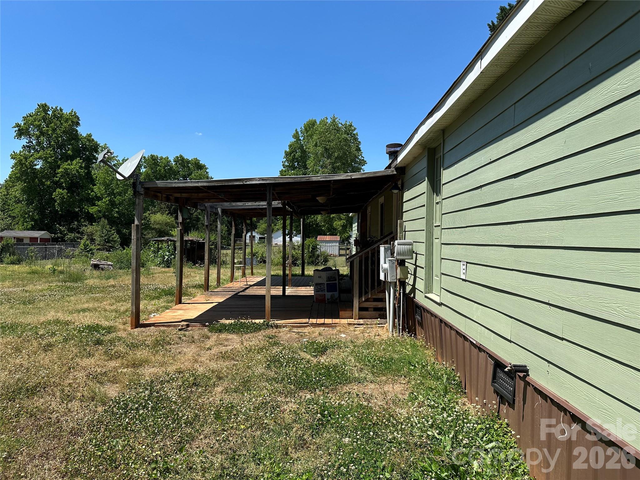 main property photo 7