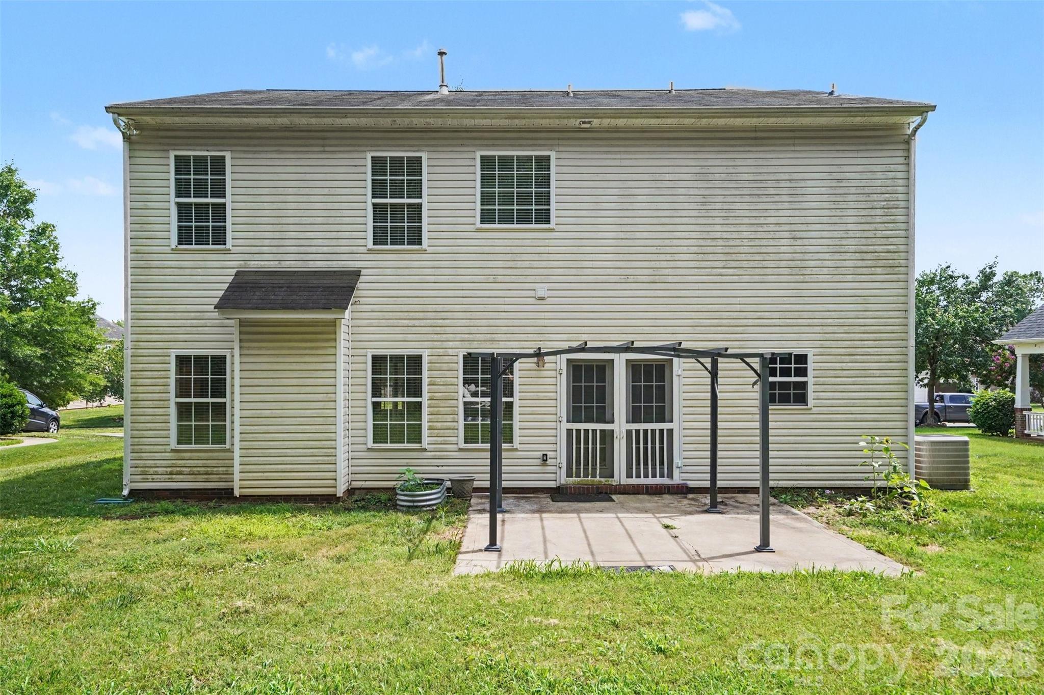 main property photo 31