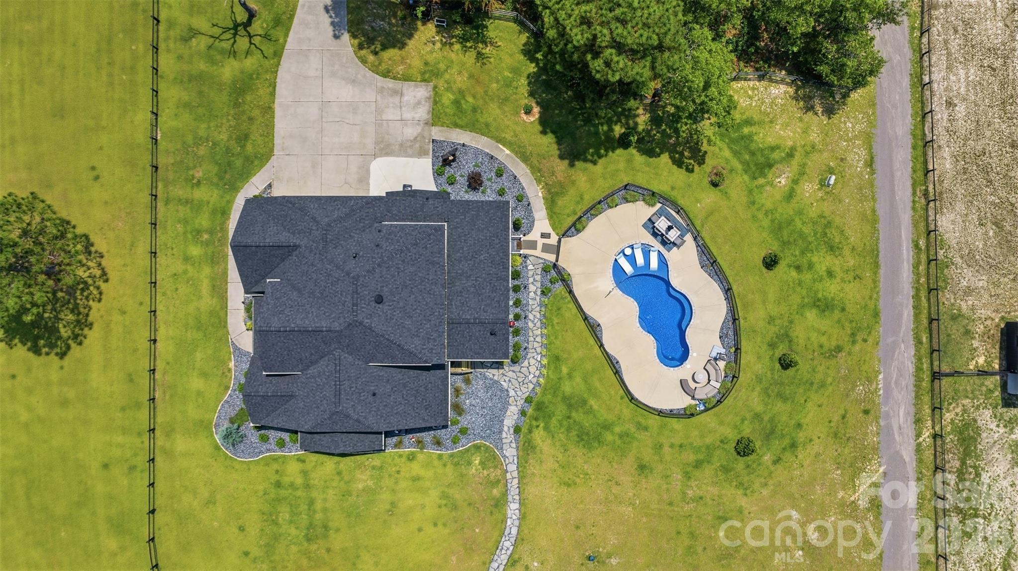 main property photo 46
