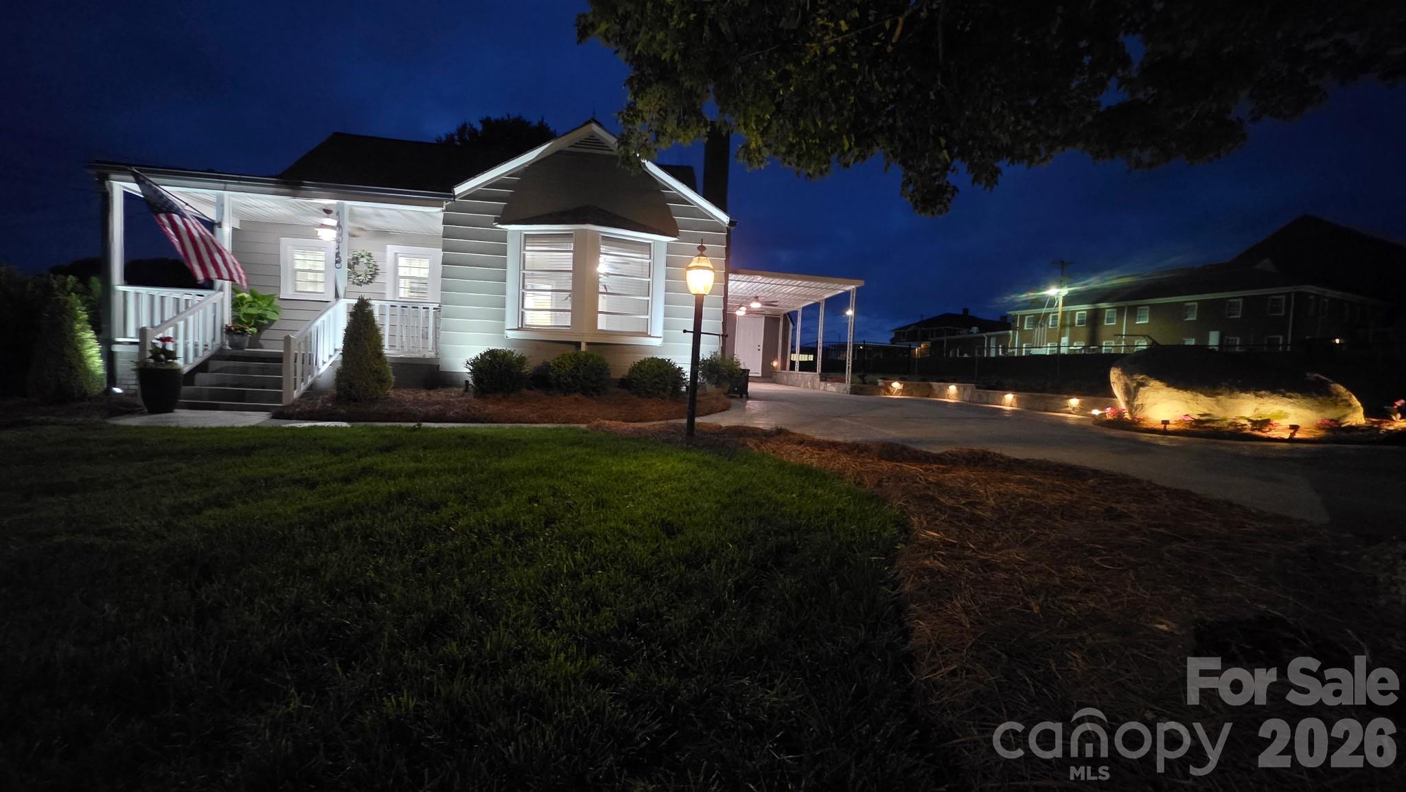 main property photo 40