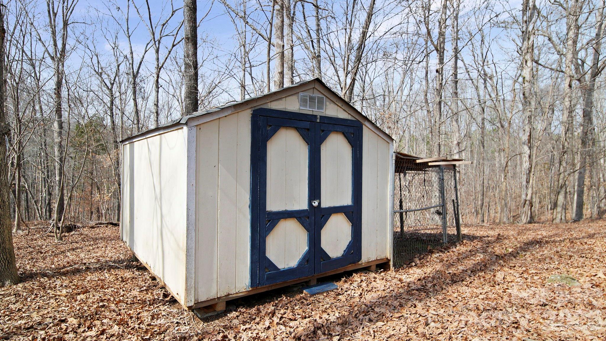 main property photo 38