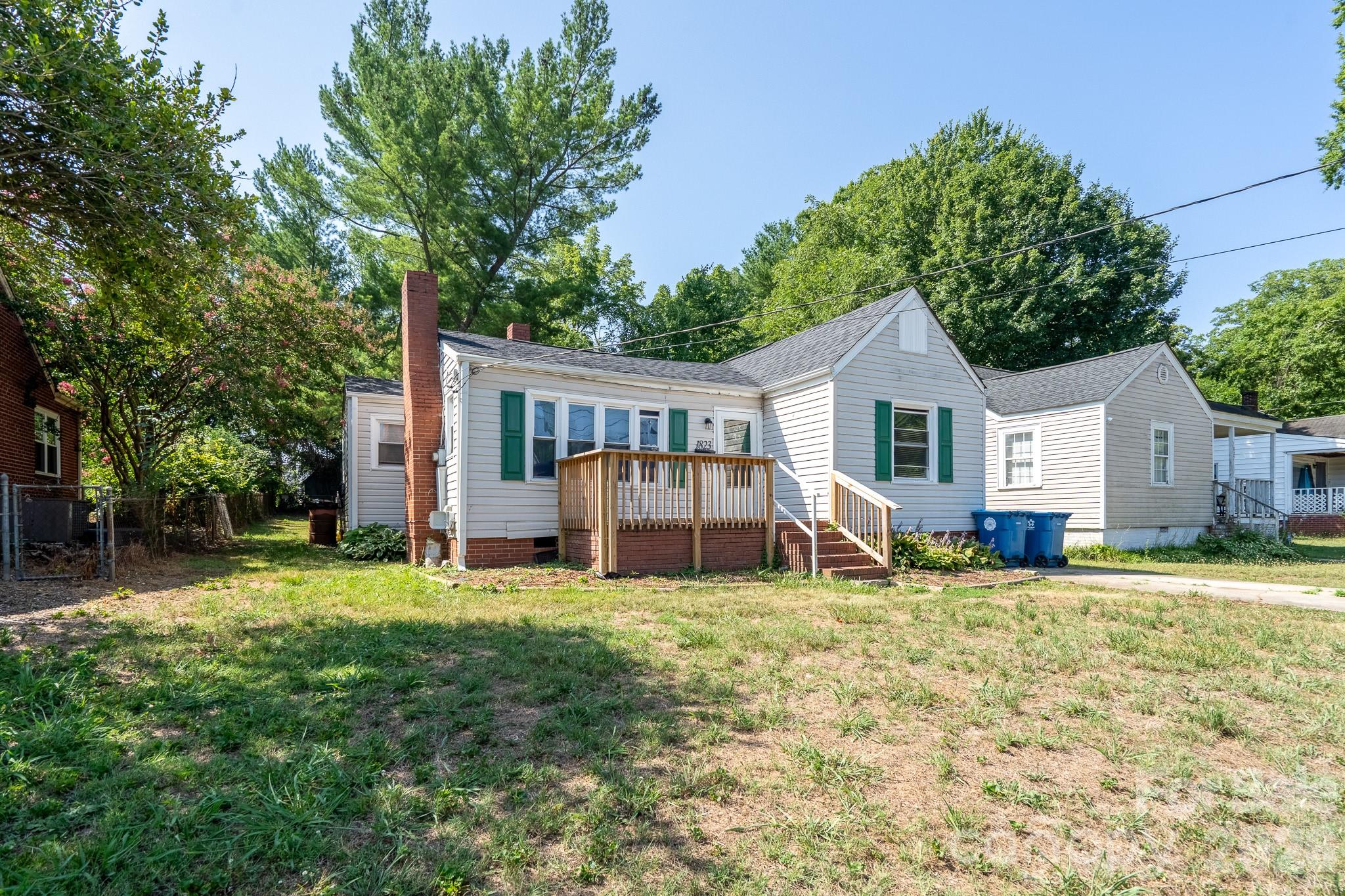 main property photo 27