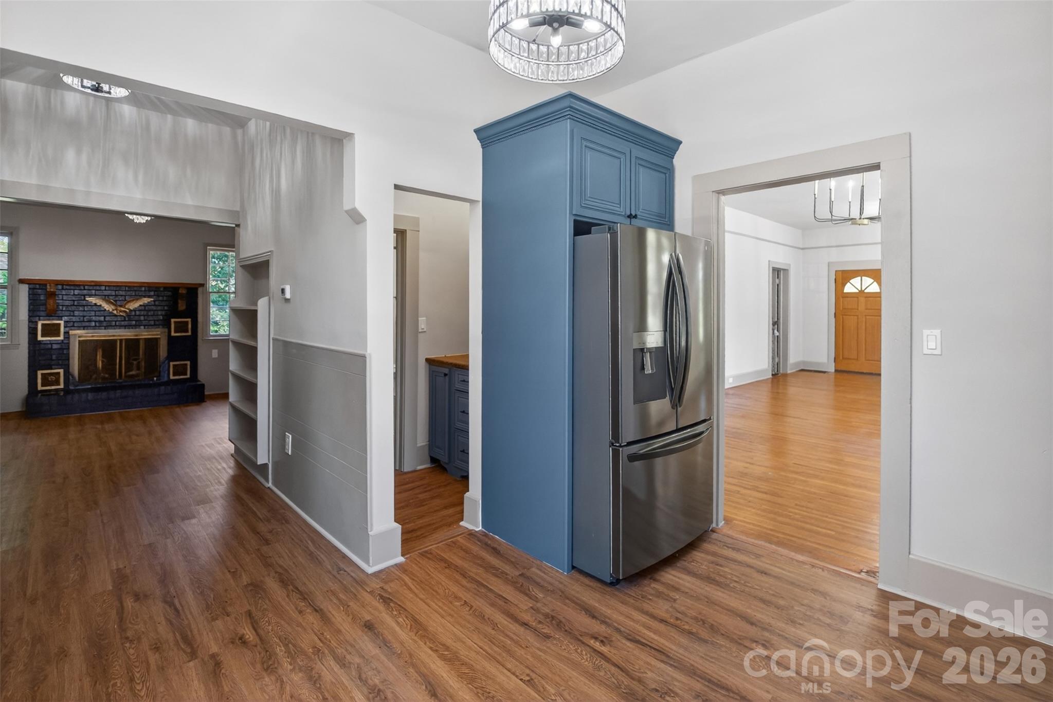 main property photo 16