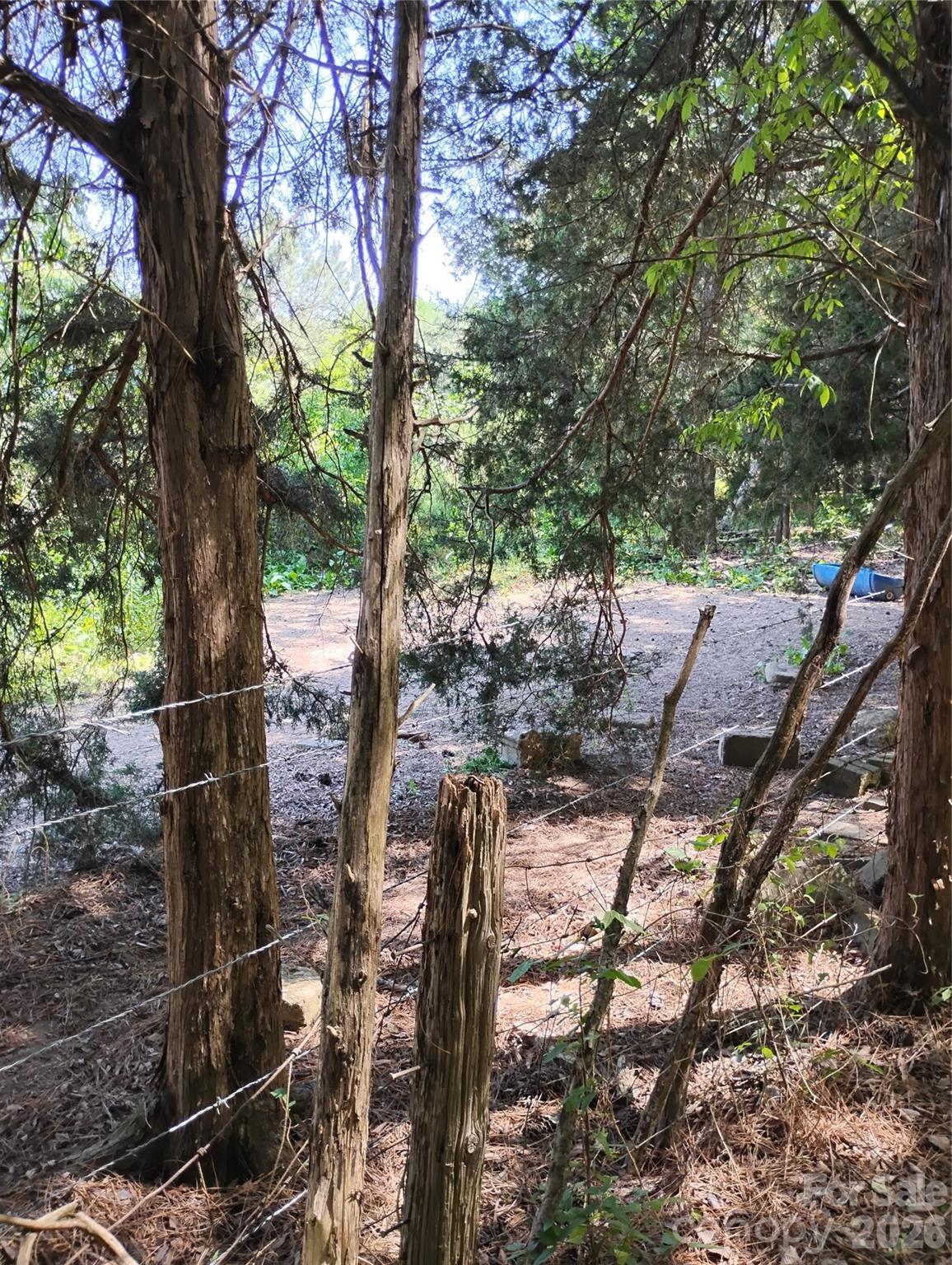 main property photo 20
