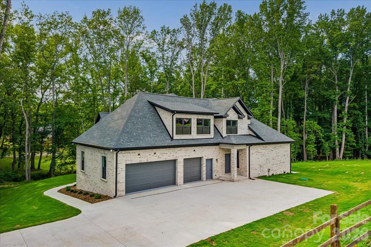 main property photo 46
