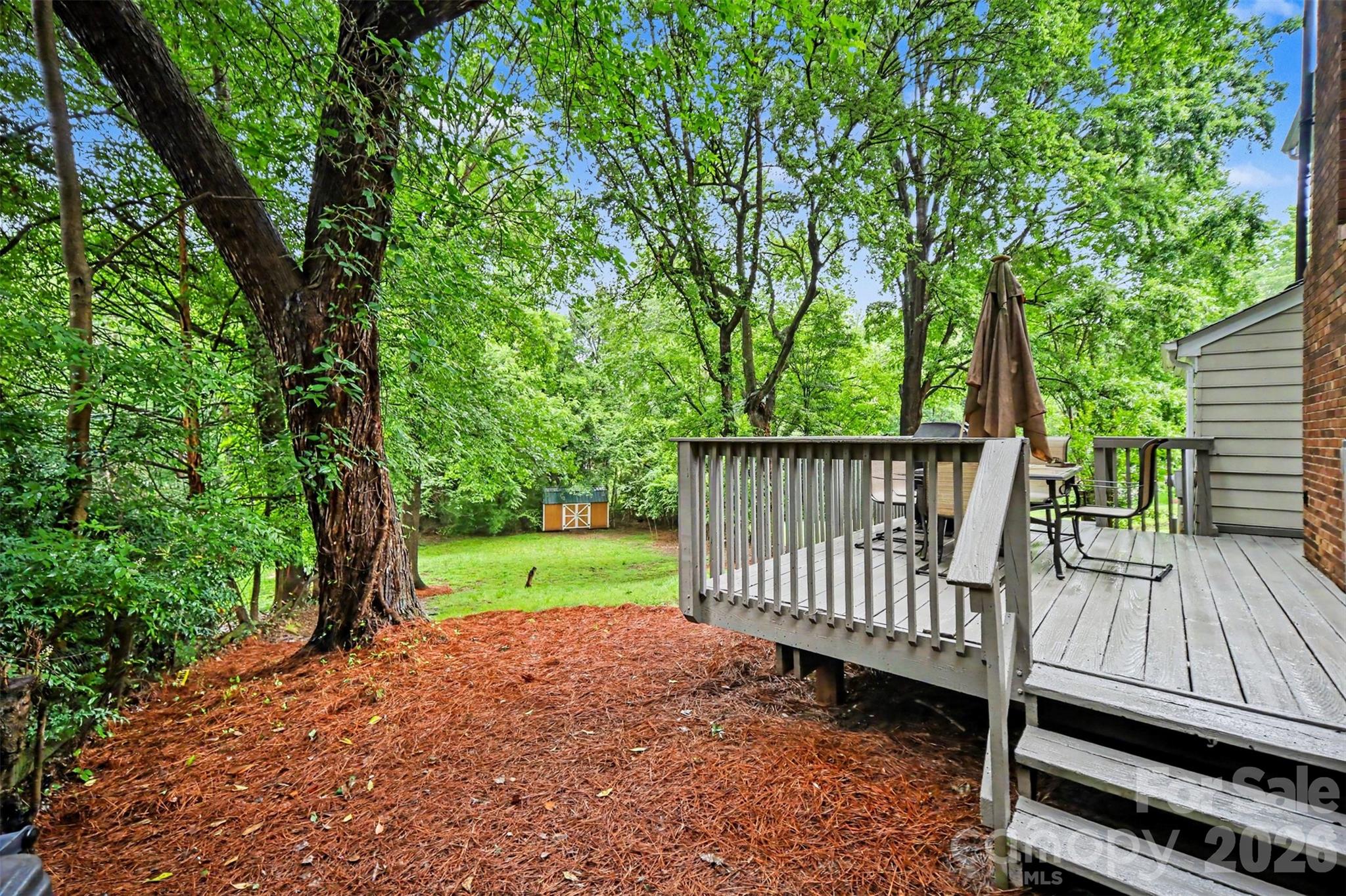 main property photo 30