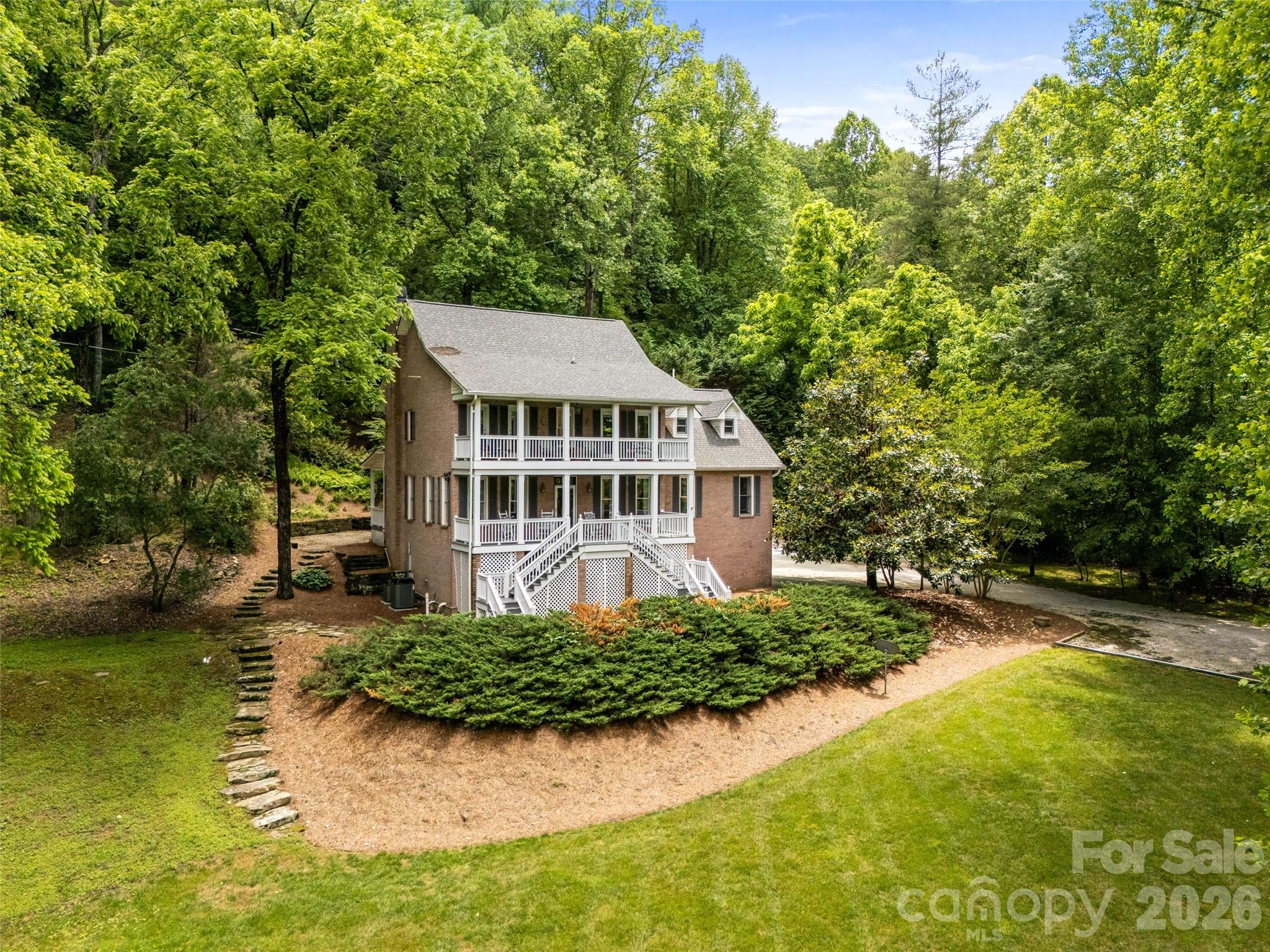 main property photo 45