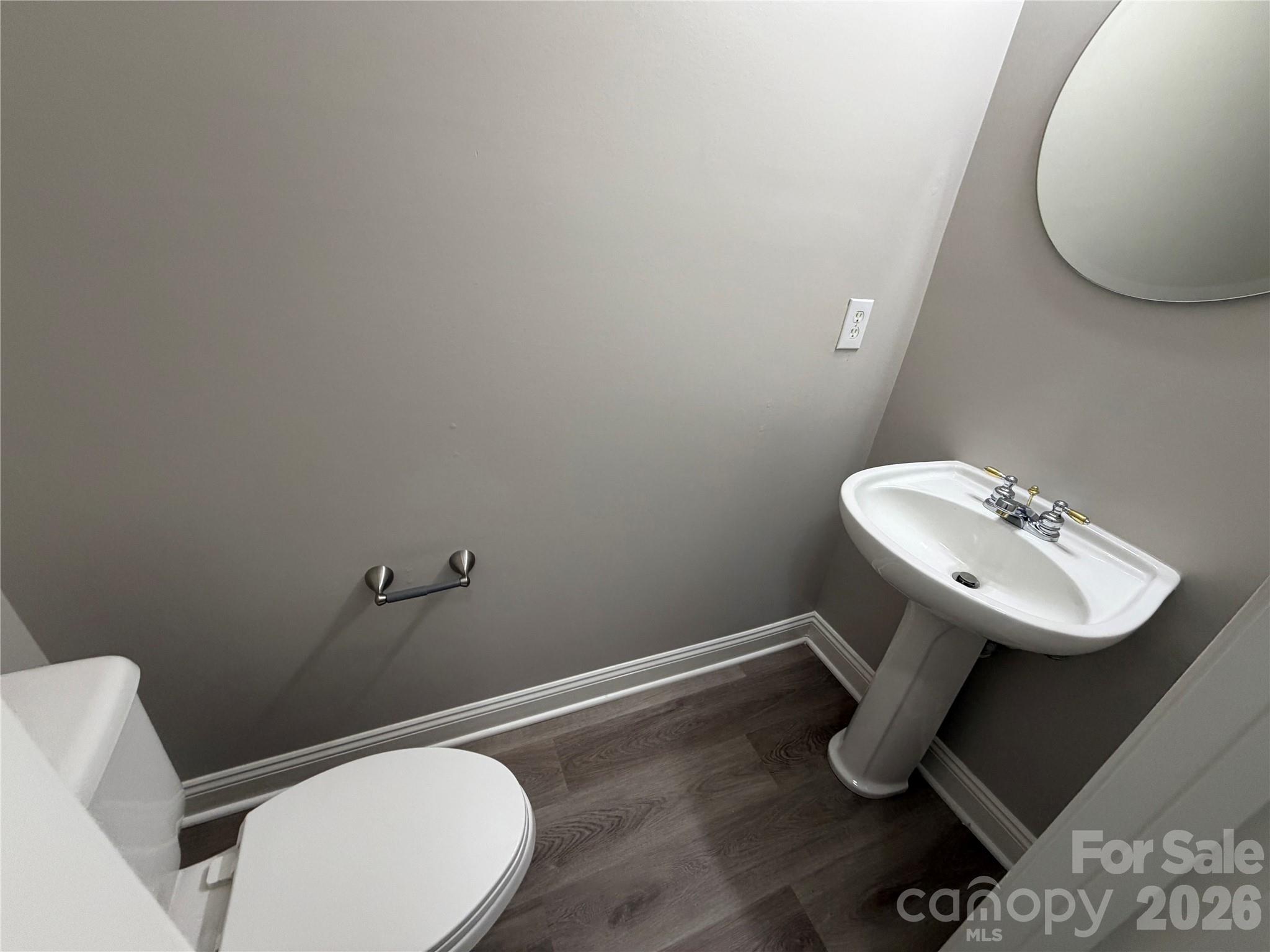 main property photo 12