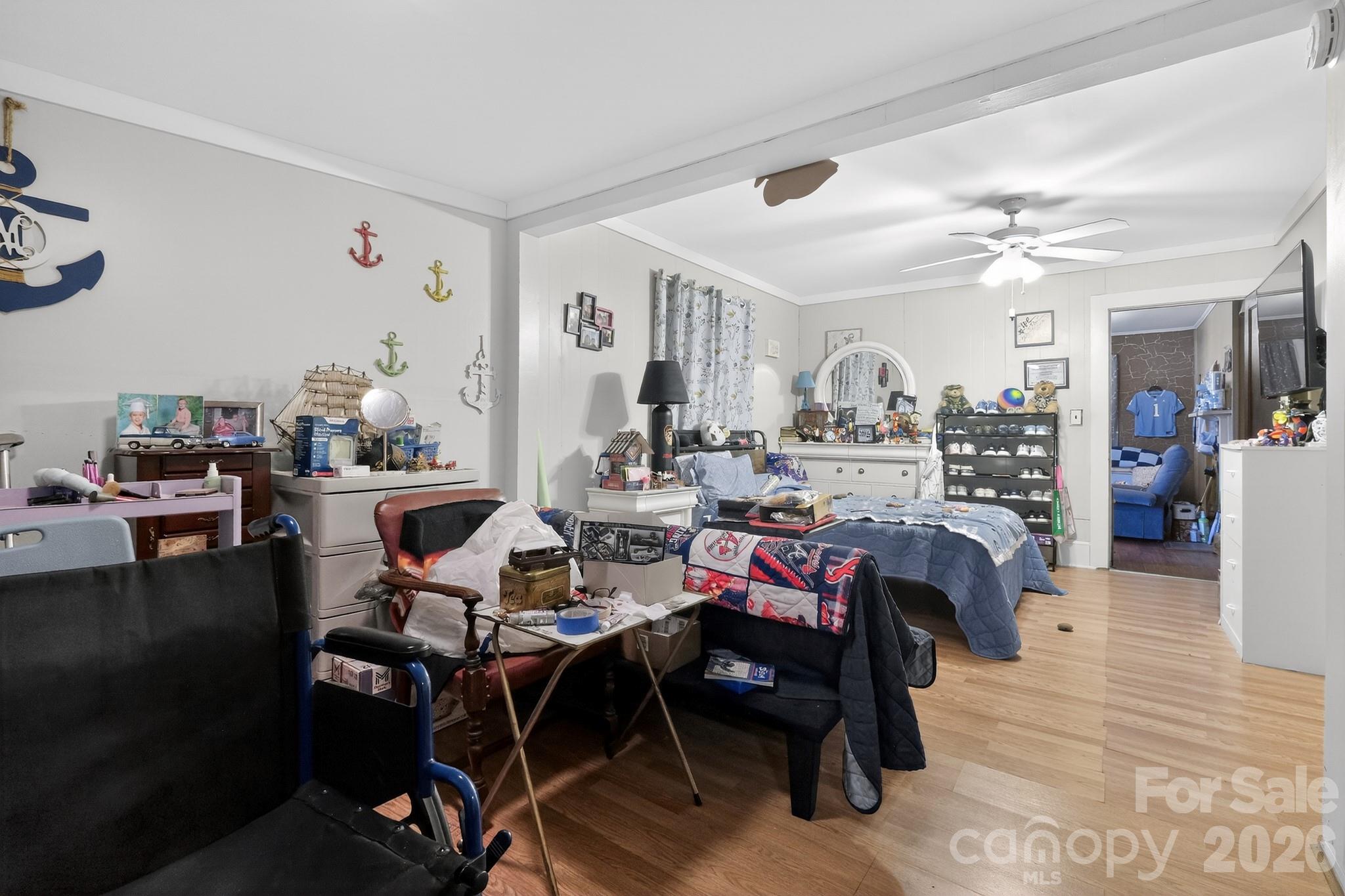 main property photo 6