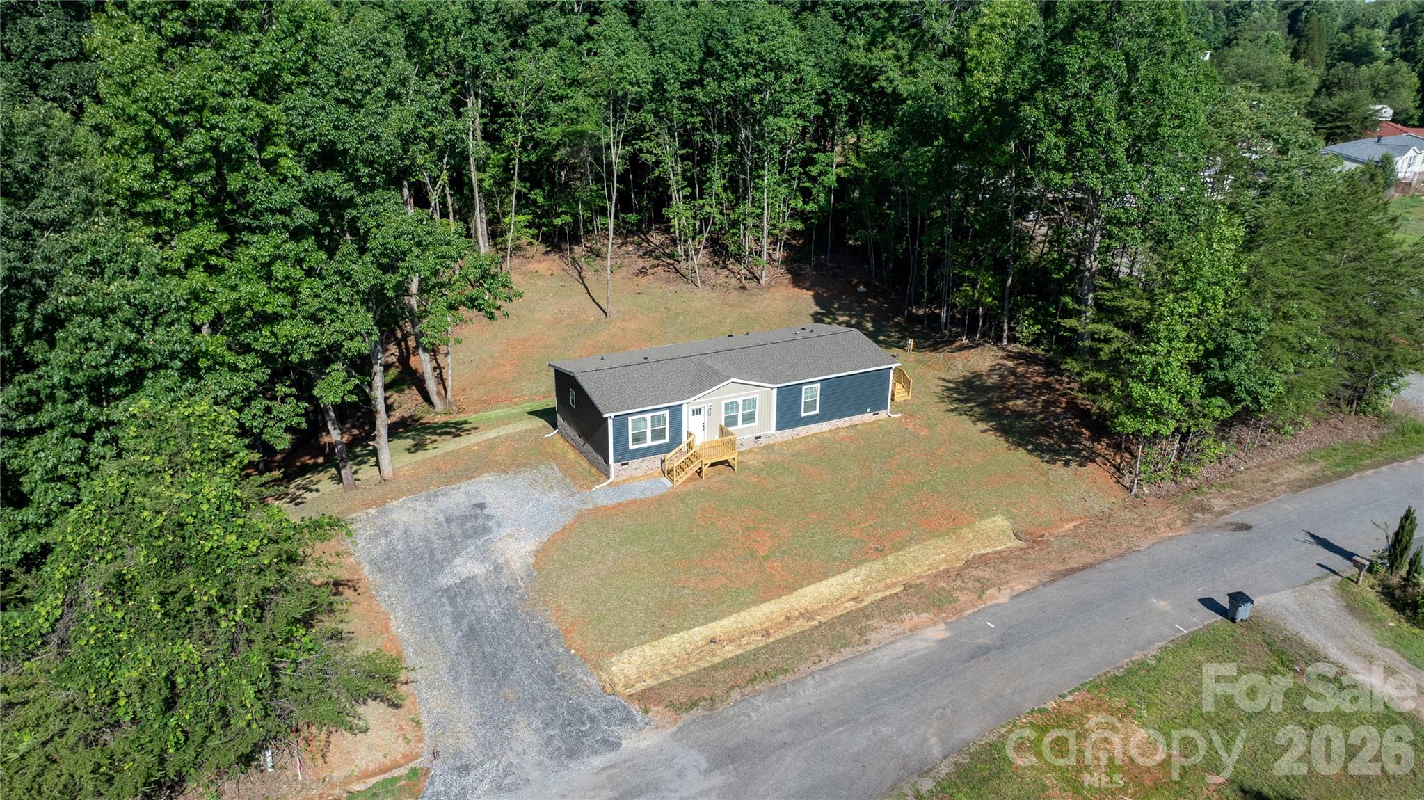 main property photo 23