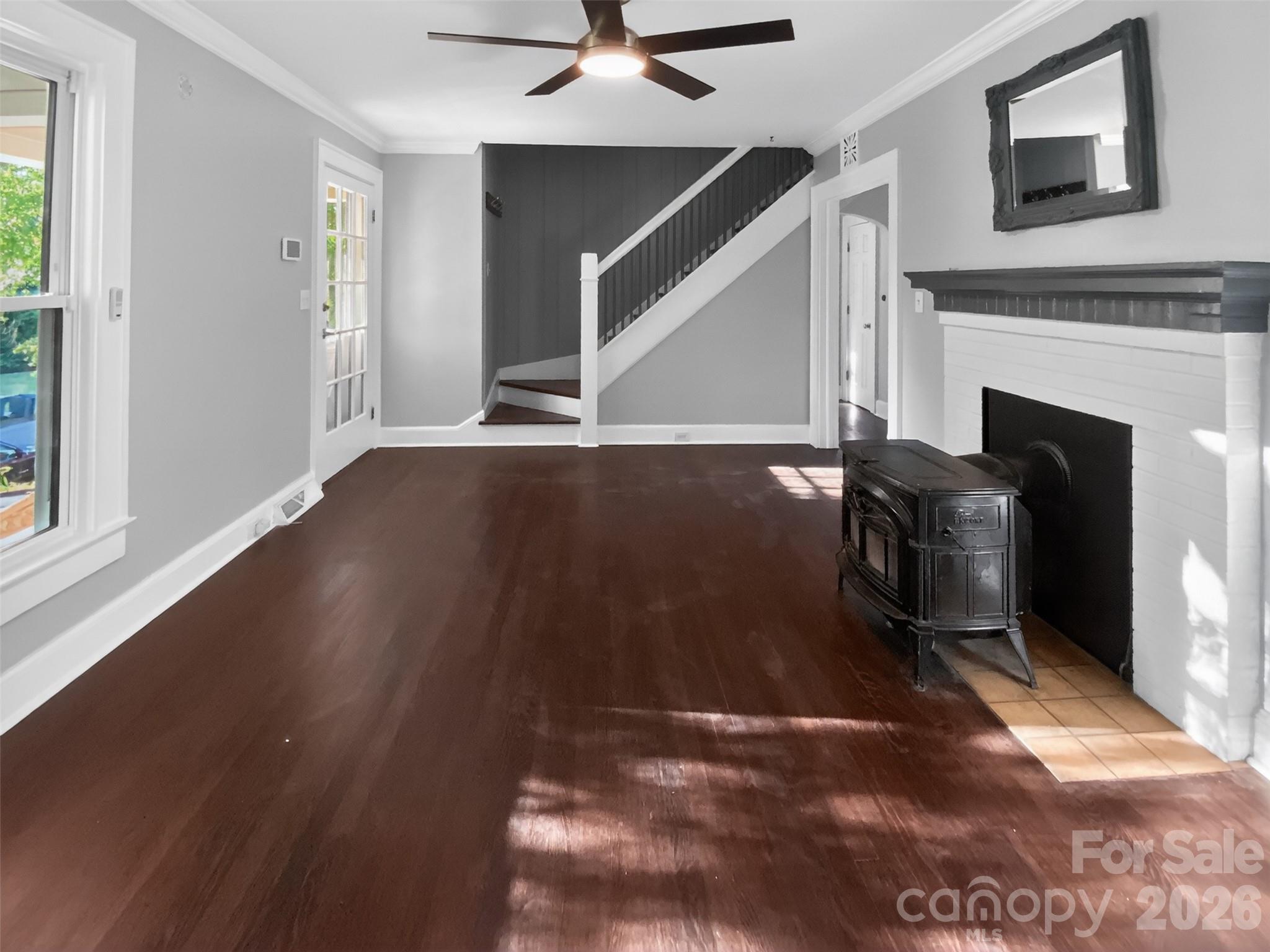 main property photo 4
