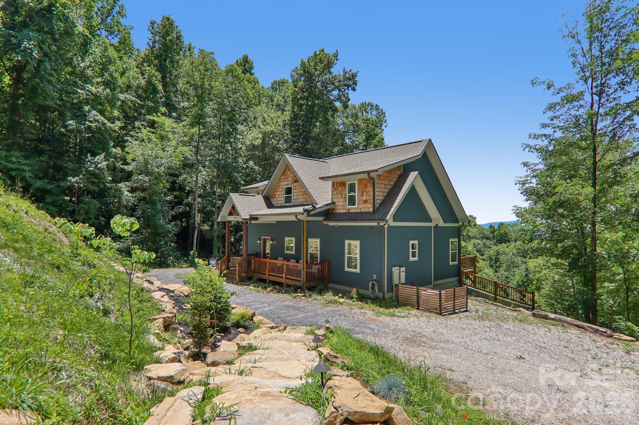 main property photo 8