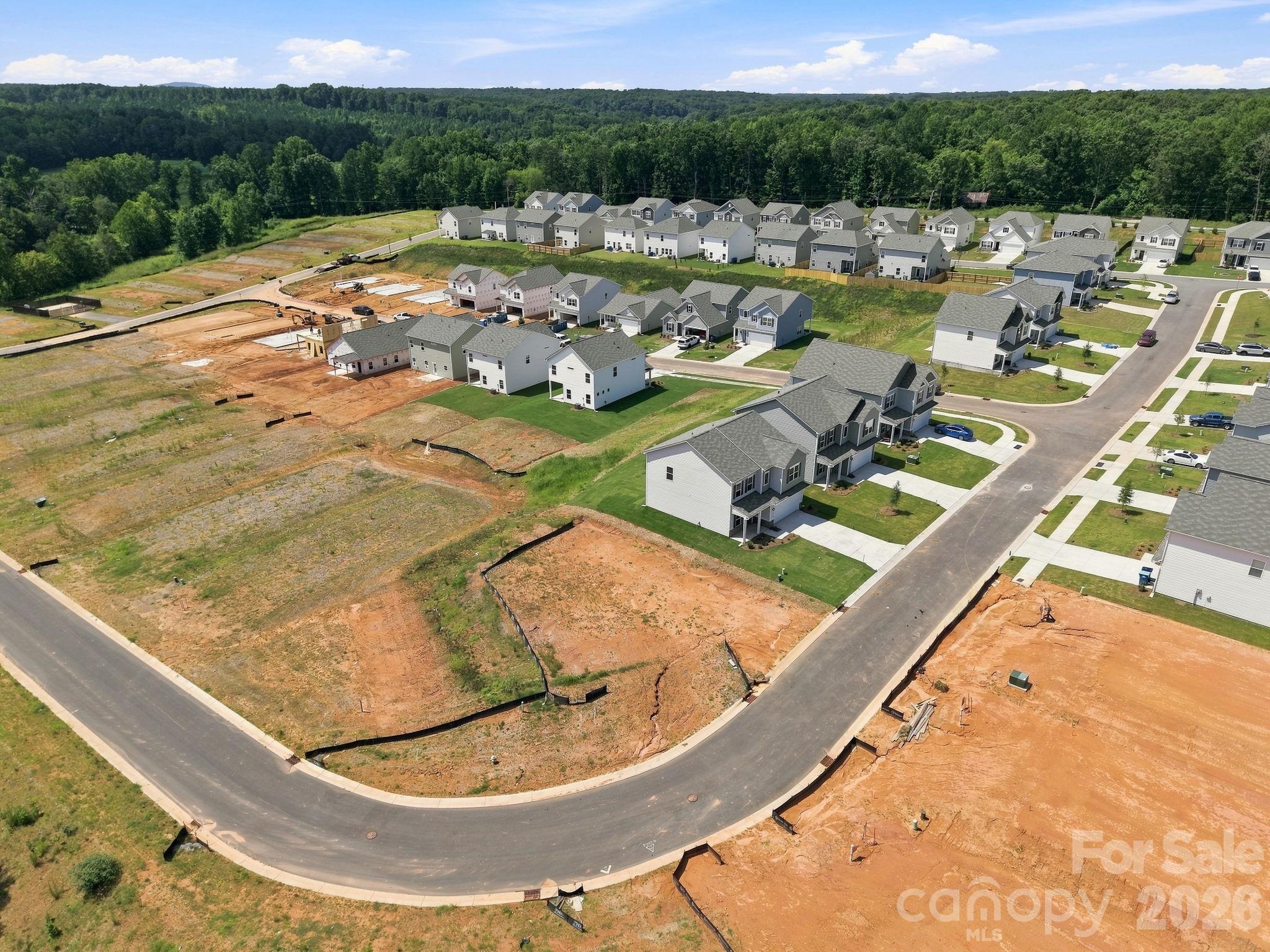 main property photo 13