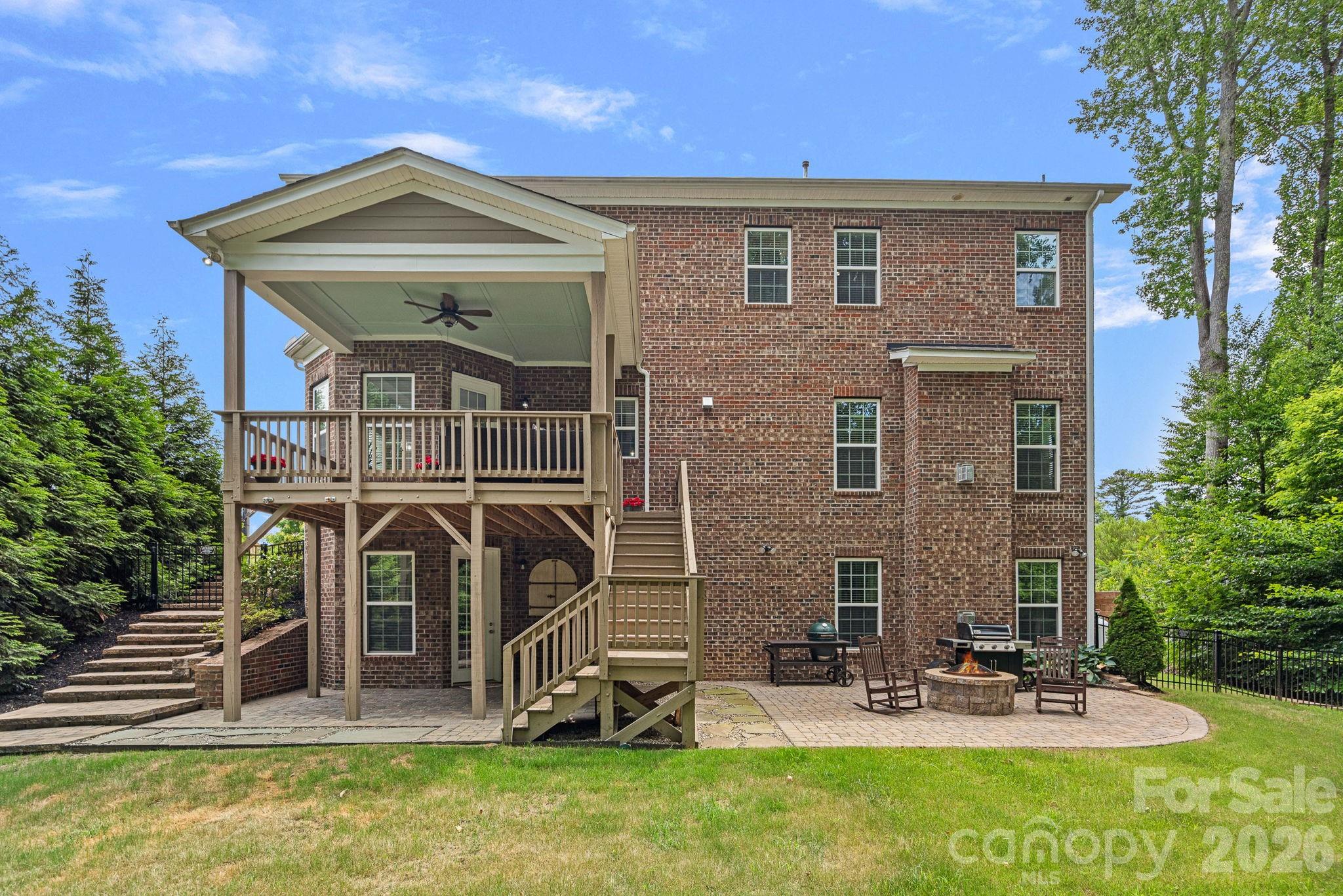 main property photo 36