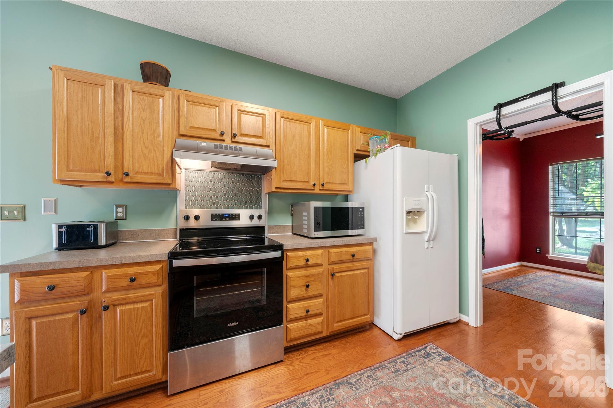 main property photo 18