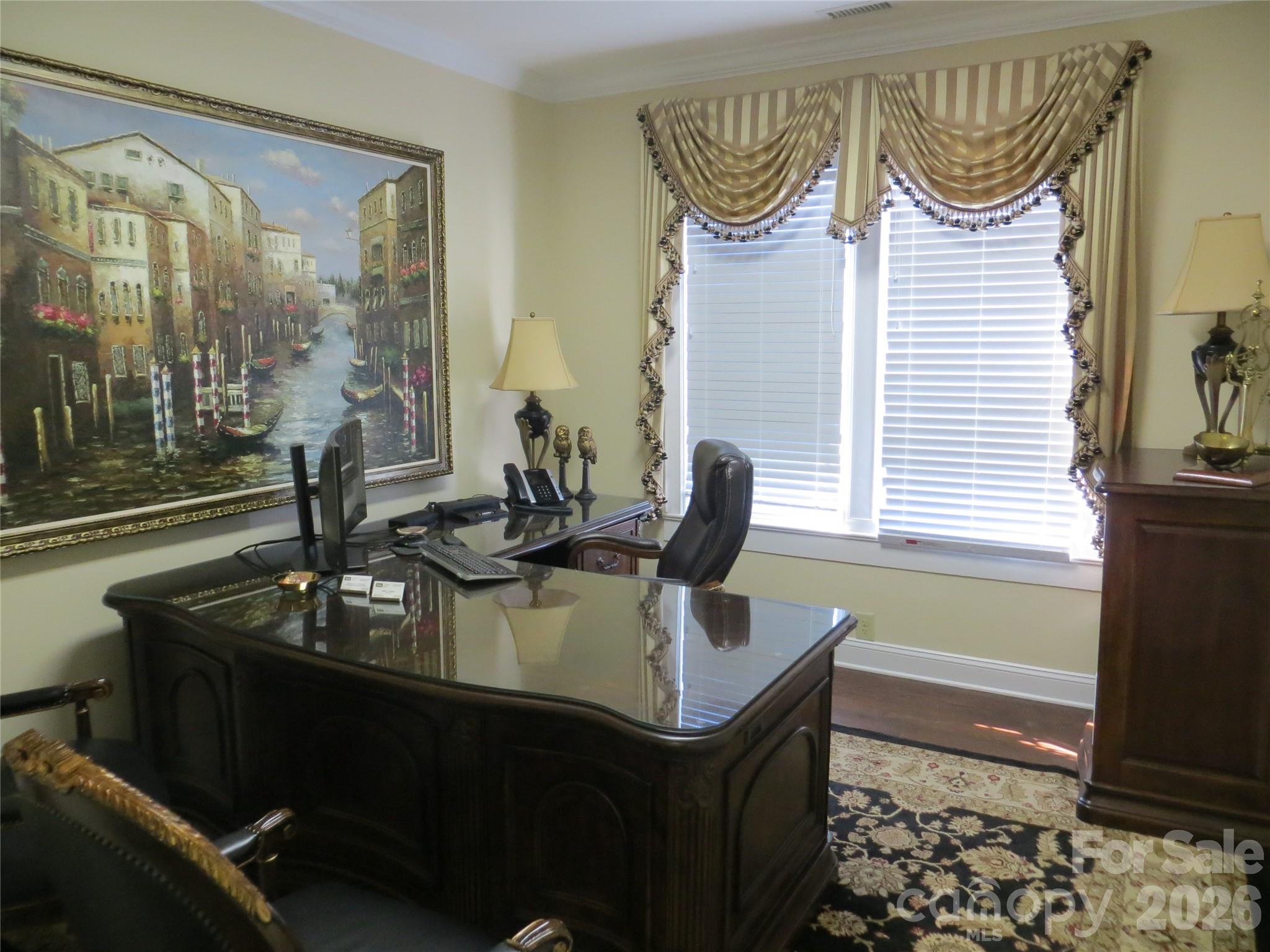 main property photo 19