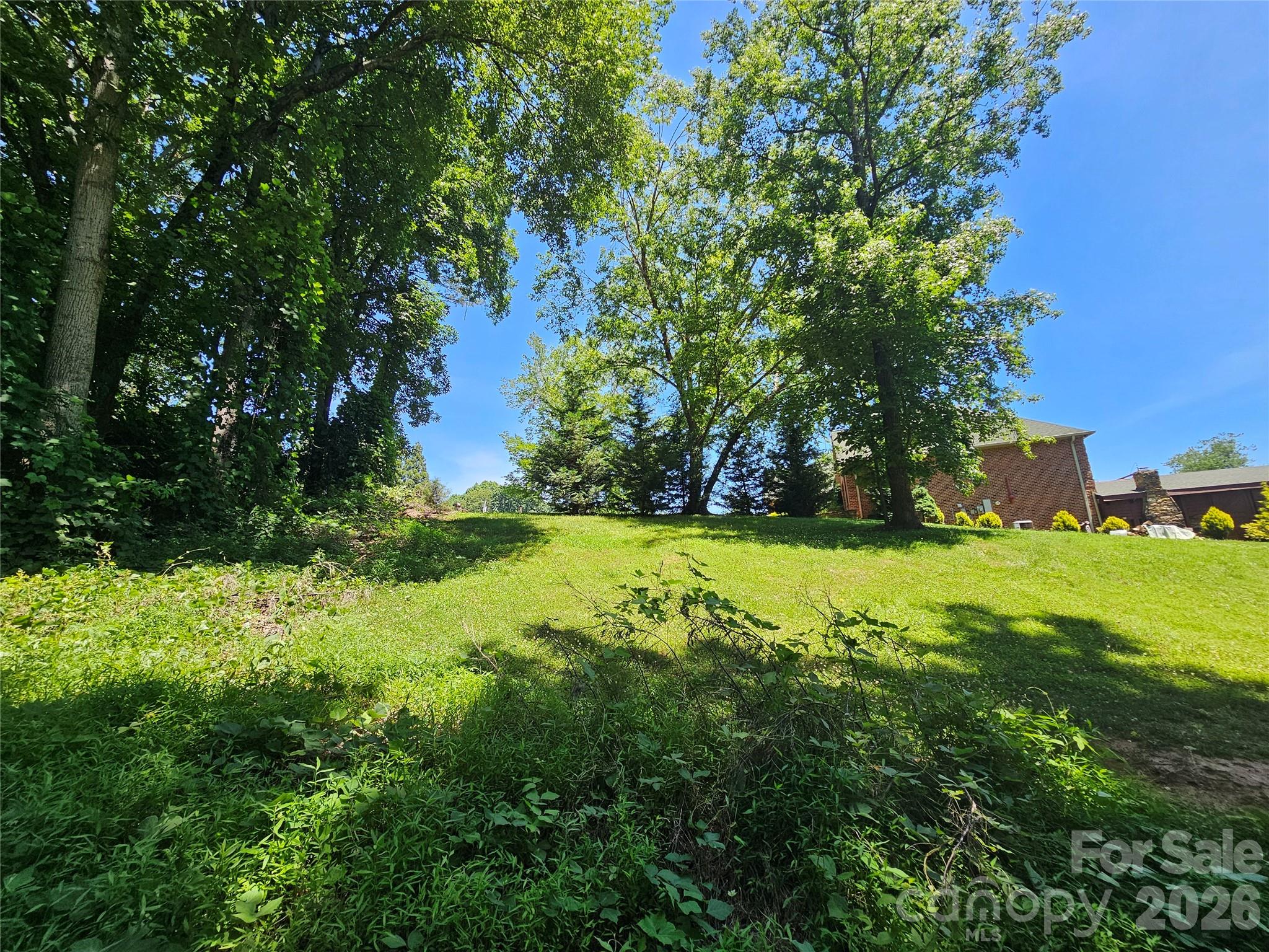 main property photo 7