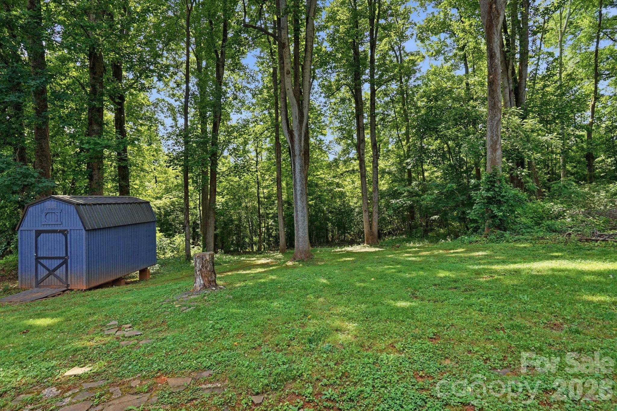 main property photo 26