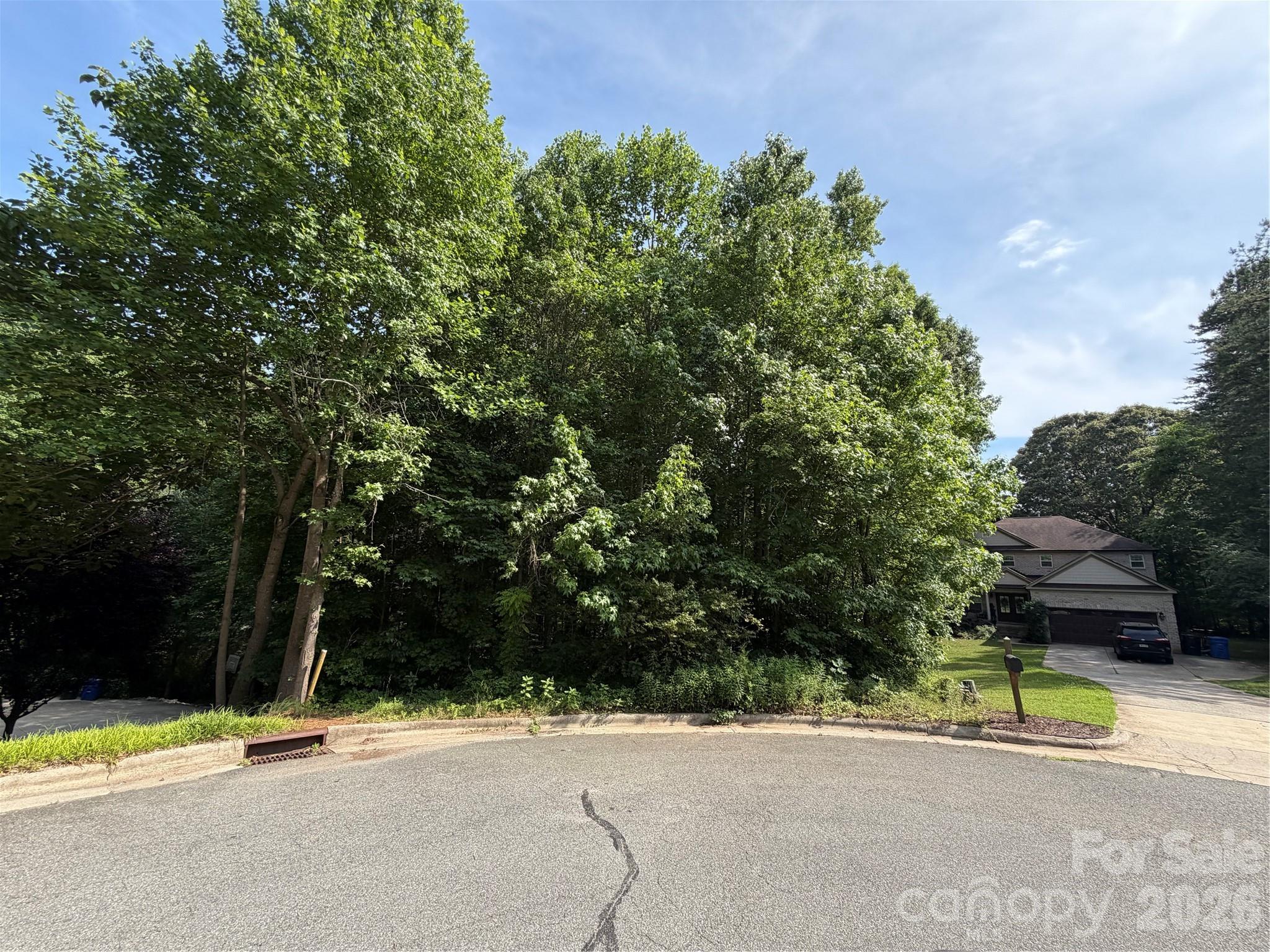 main property photo 7