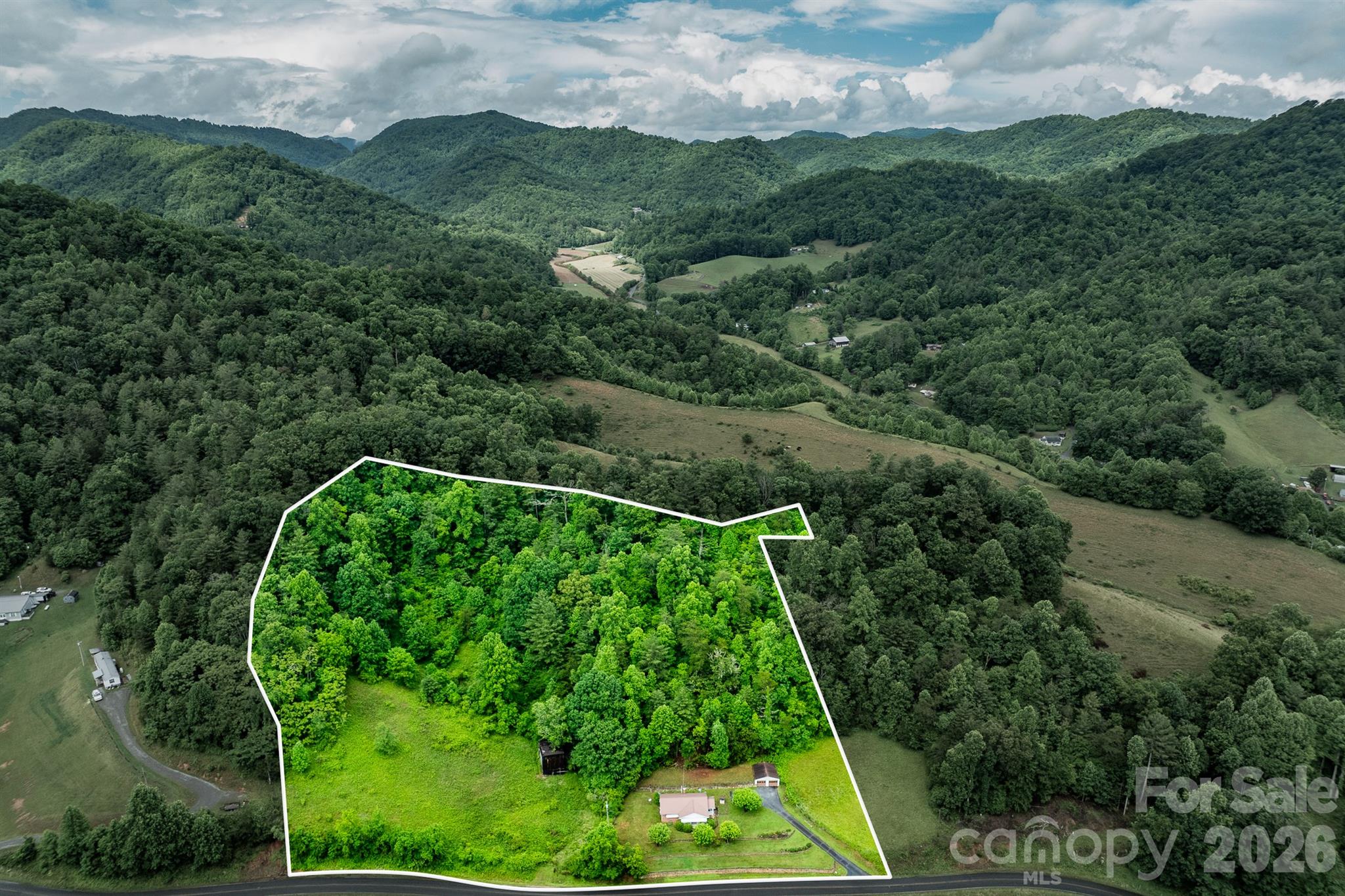 main property photo 4