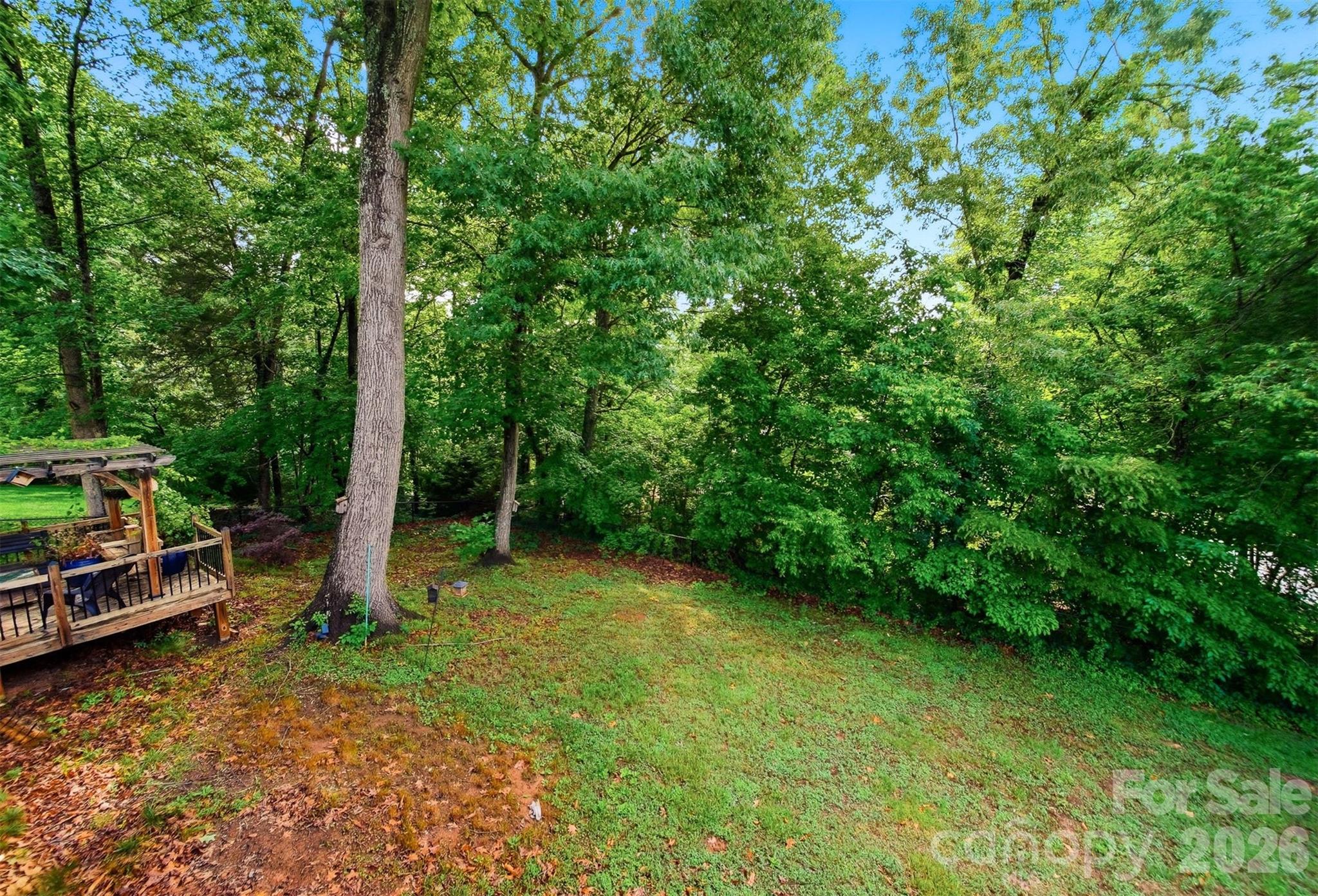 main property photo 25