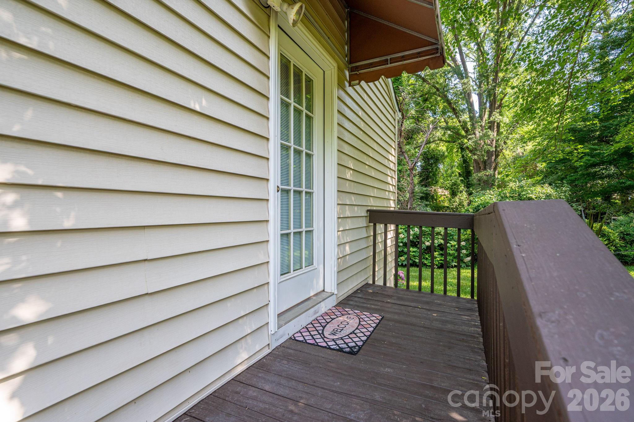 property viewer photo 26