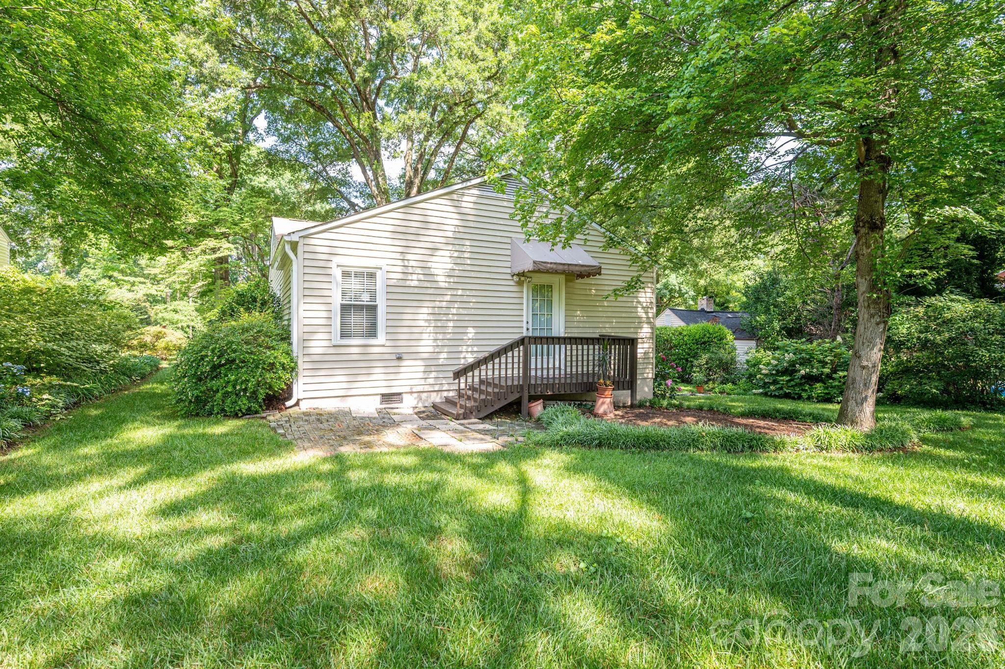 property viewer photo 29