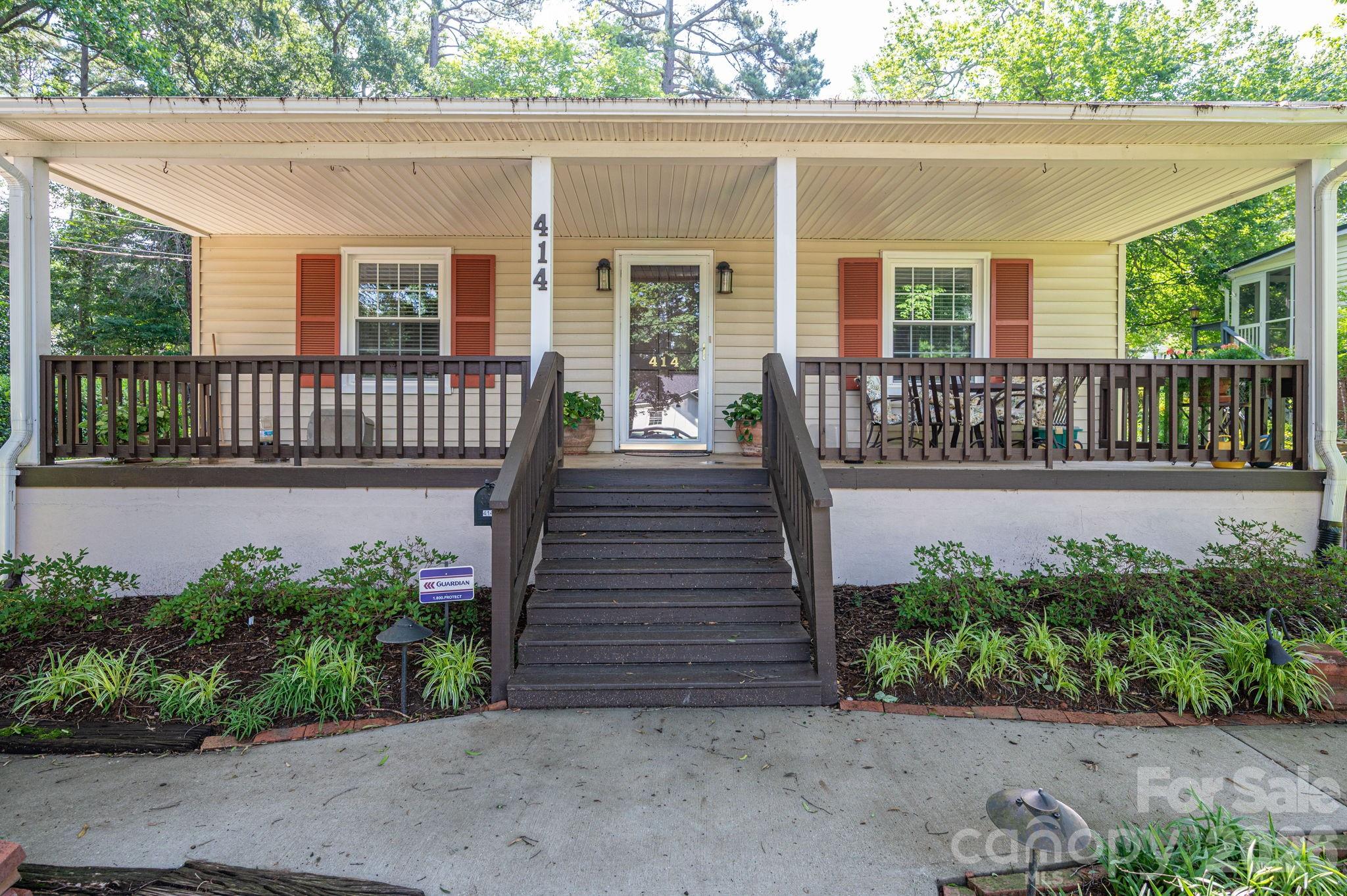 property viewer photo 3