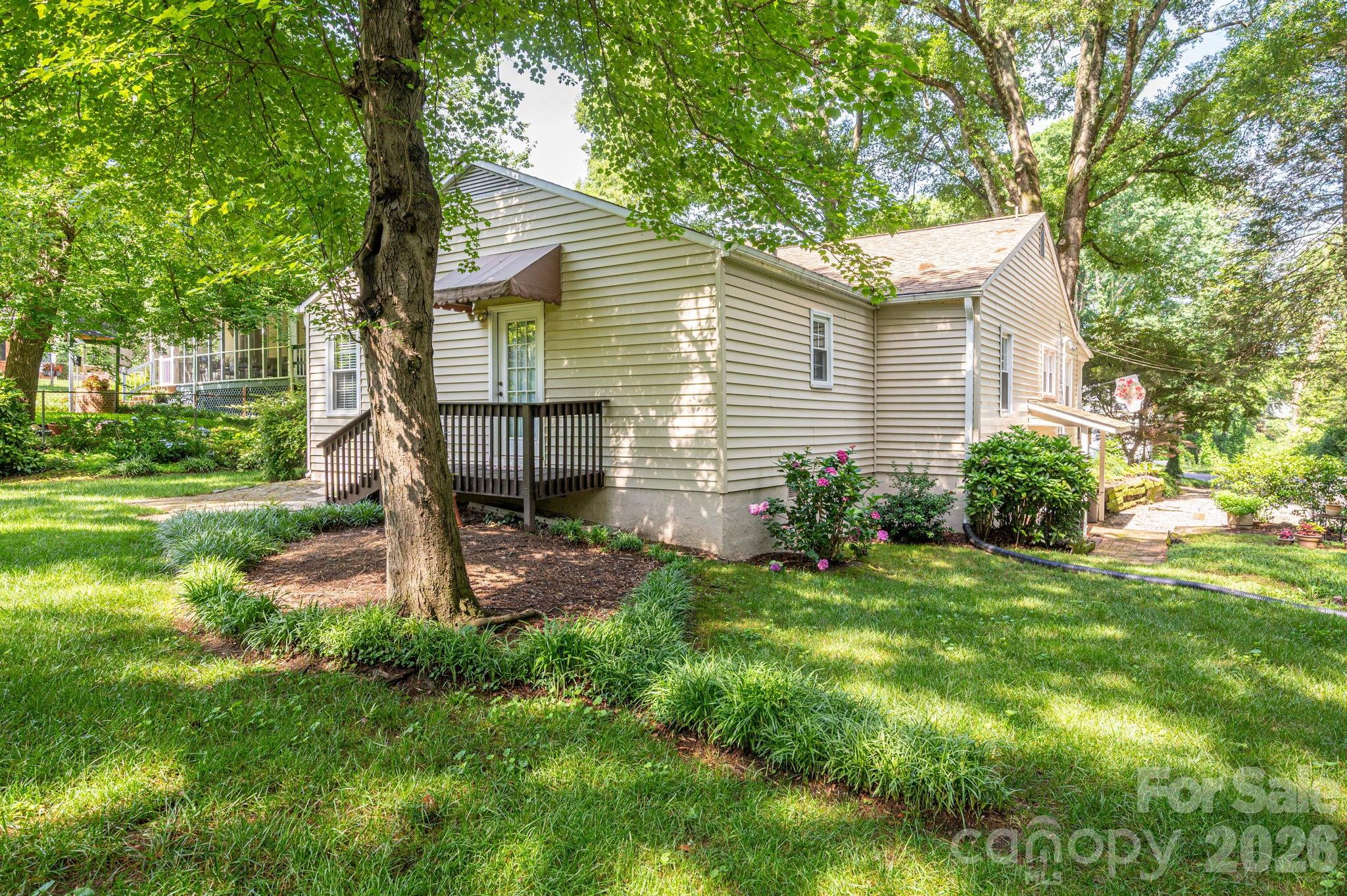 property viewer photo 39