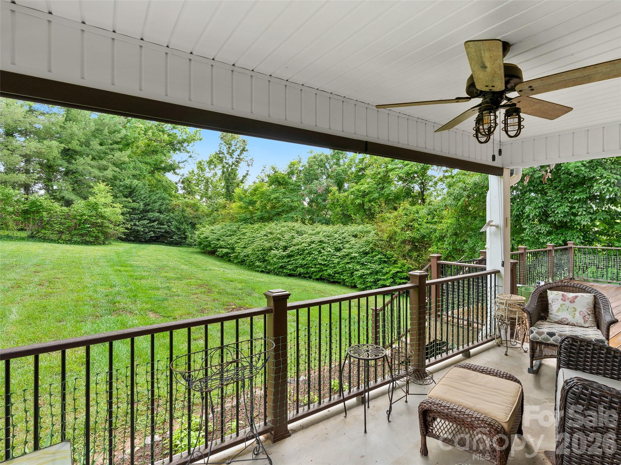 main property photo 36