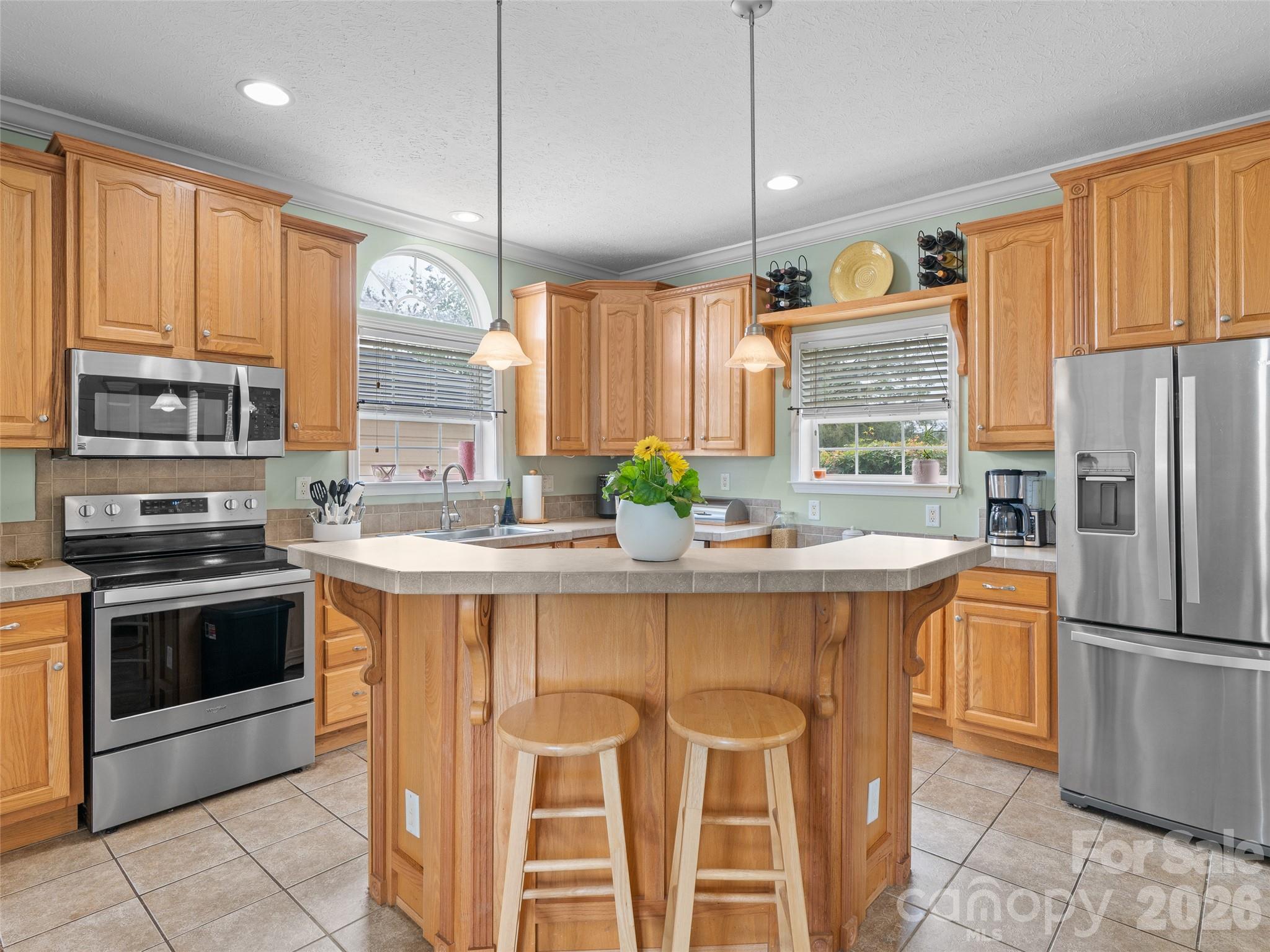 main property photo 8