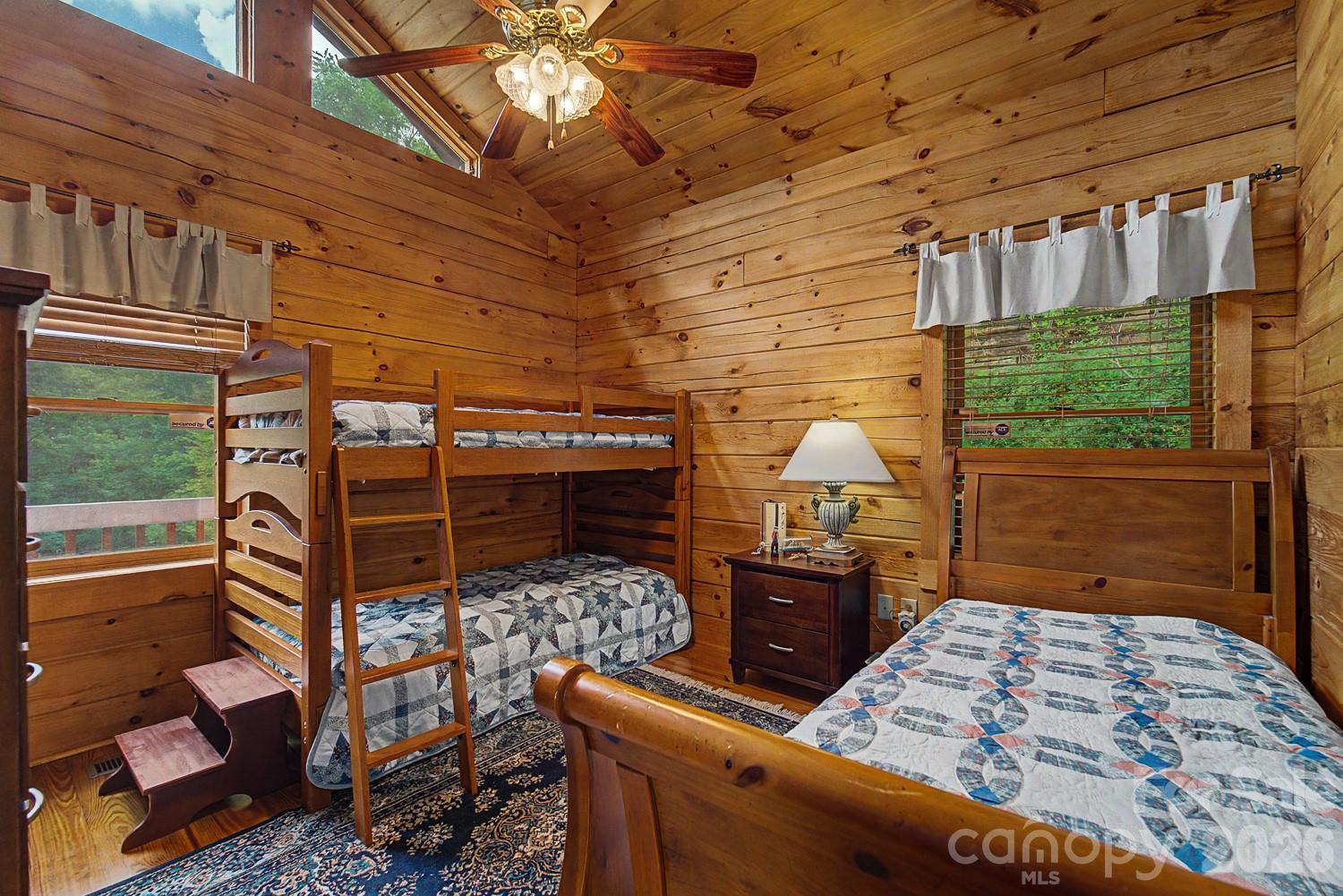 main property photo 23